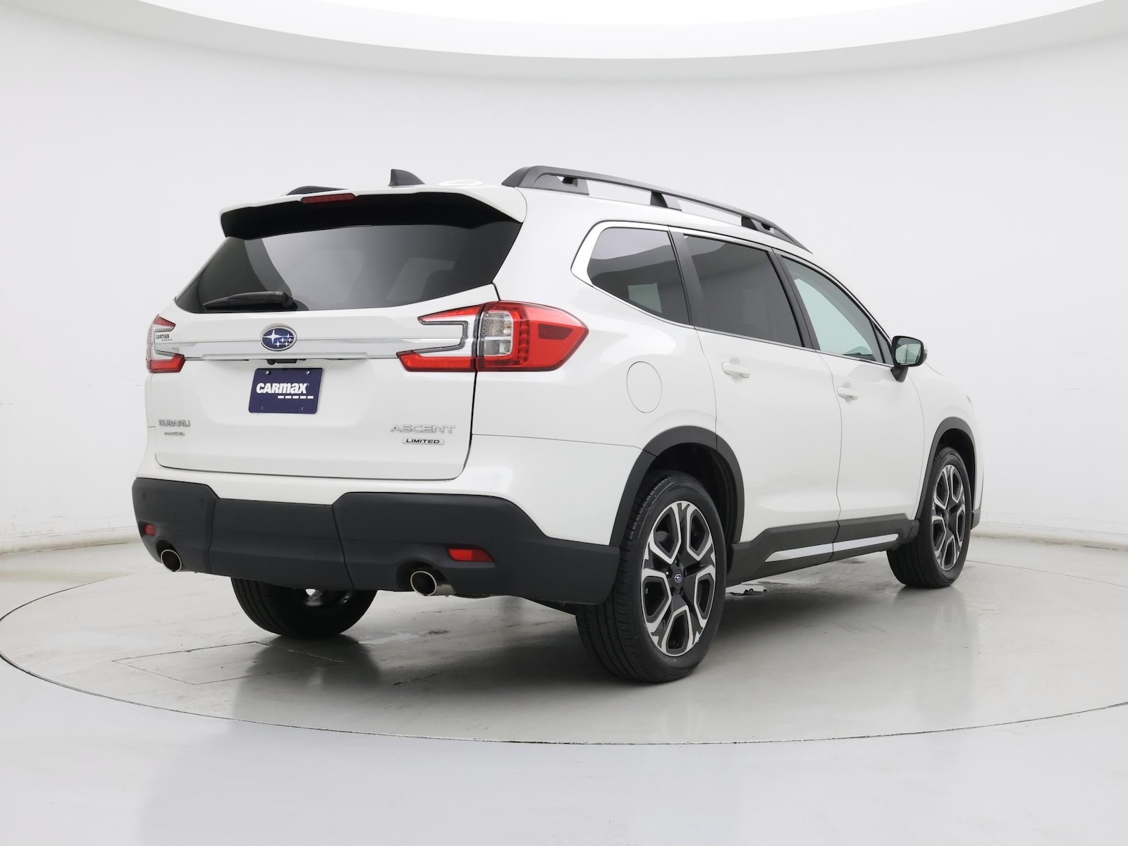 2023 Subaru Ascent Limited - Photo 9
