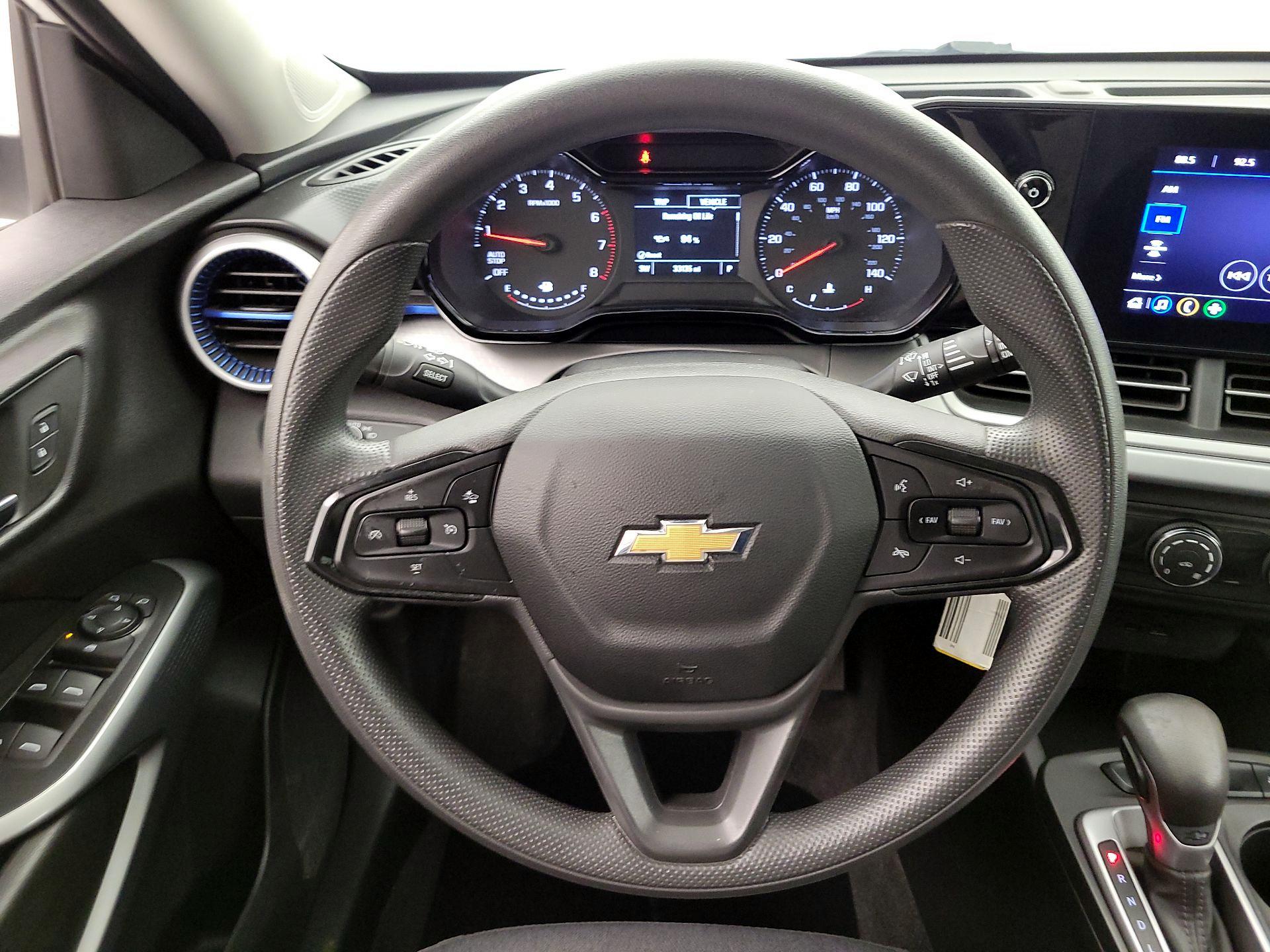 Thumbnail: 2024 Chevrolet Trax - 10