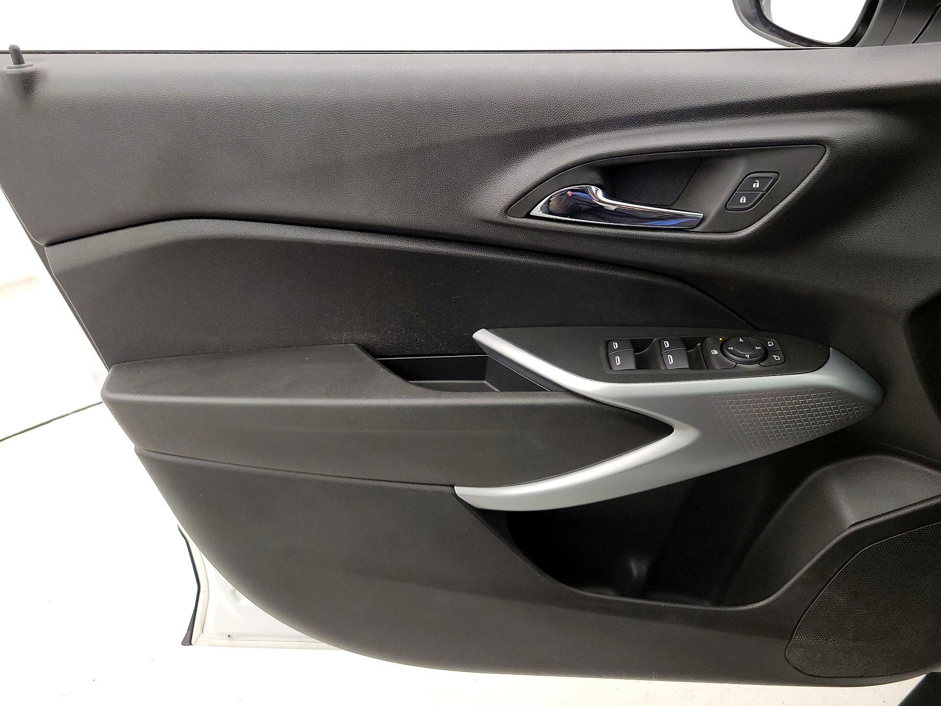 Thumbnail: 2024 Chevrolet Trax - 12