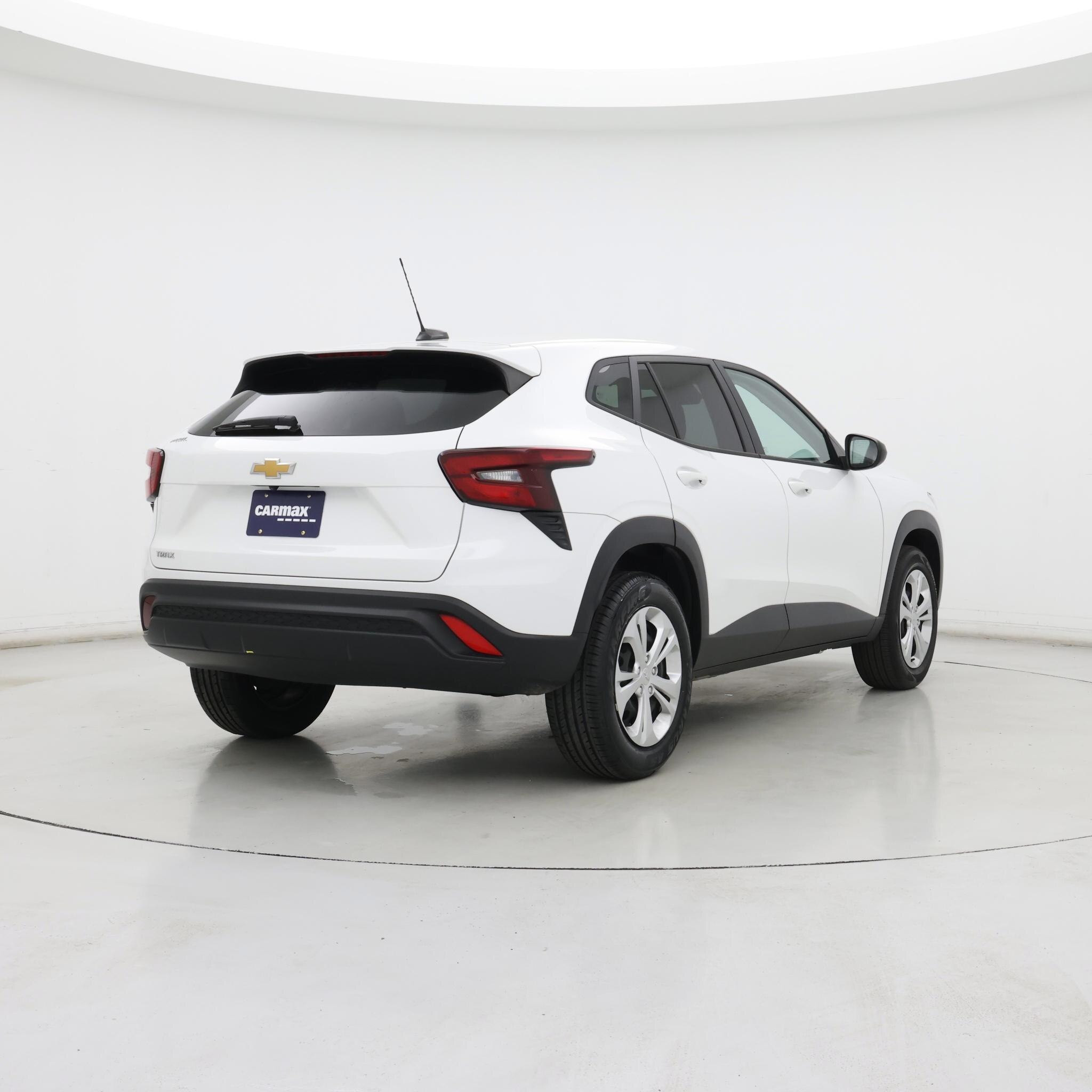 Thumbnail: 2024 Chevrolet Trax - 8