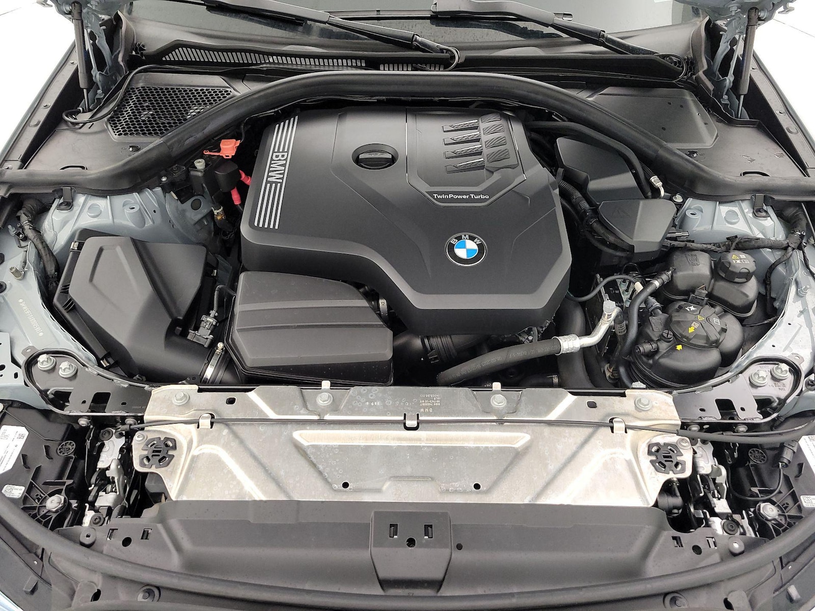 2024 BMW 3 Series 330i - Photo 24