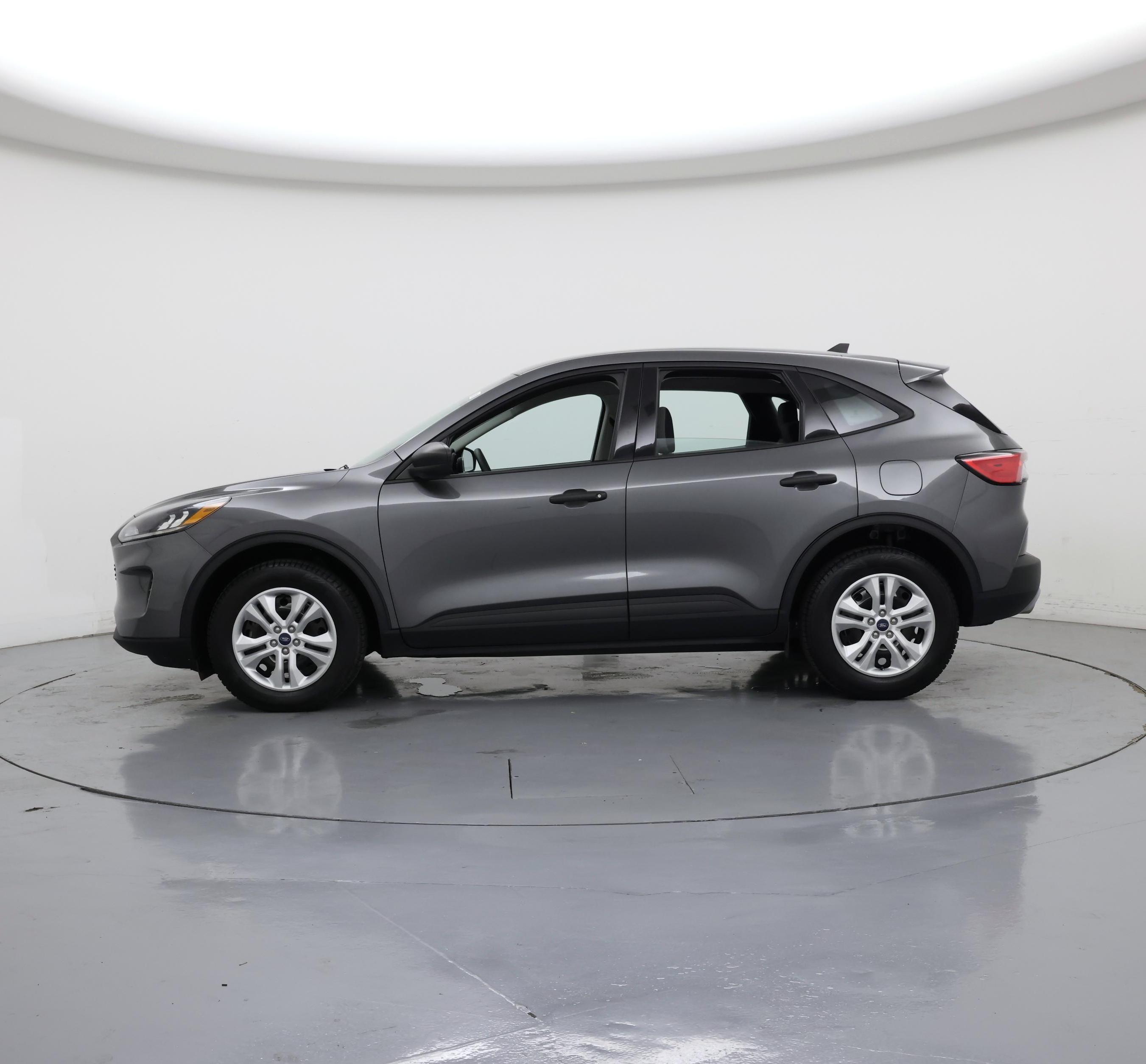 Thumbnail: 2021 Ford Escape - 3