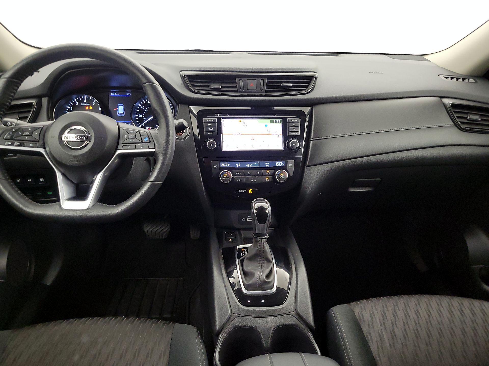 Thumbnail: 2020 Nissan Rogue - 9