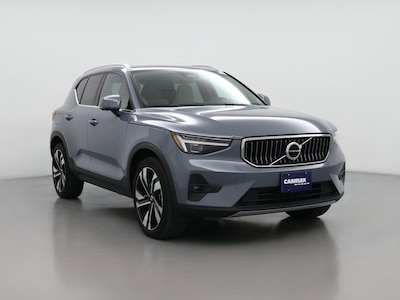 2023 Volvo XC40 B5 Ultimate Bright Theme