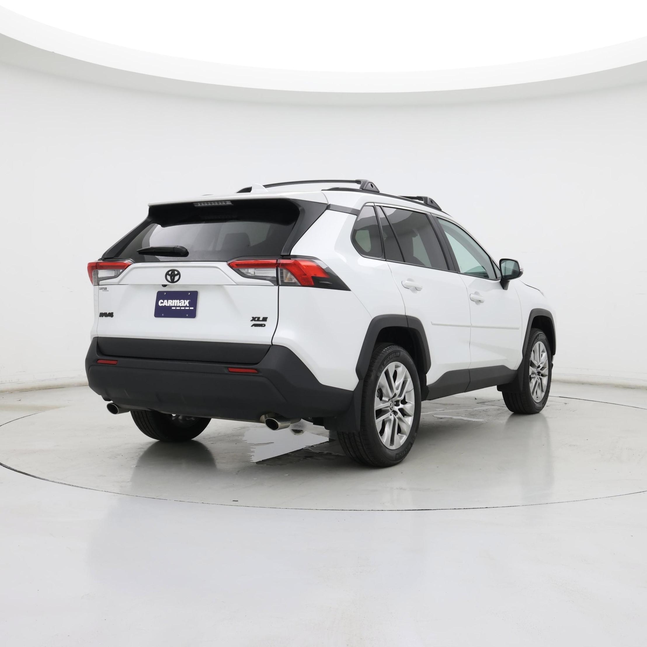 Thumbnail: 2025 Toyota RAV4 - 8