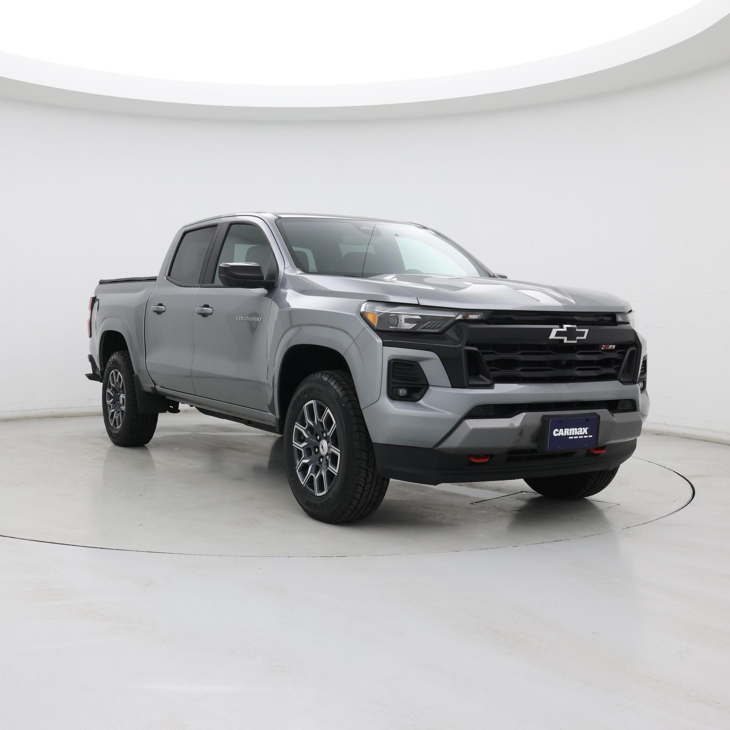Gray 2024 Chevrolet Colorado Pickup Truck Four-Wheel Drive Automatic