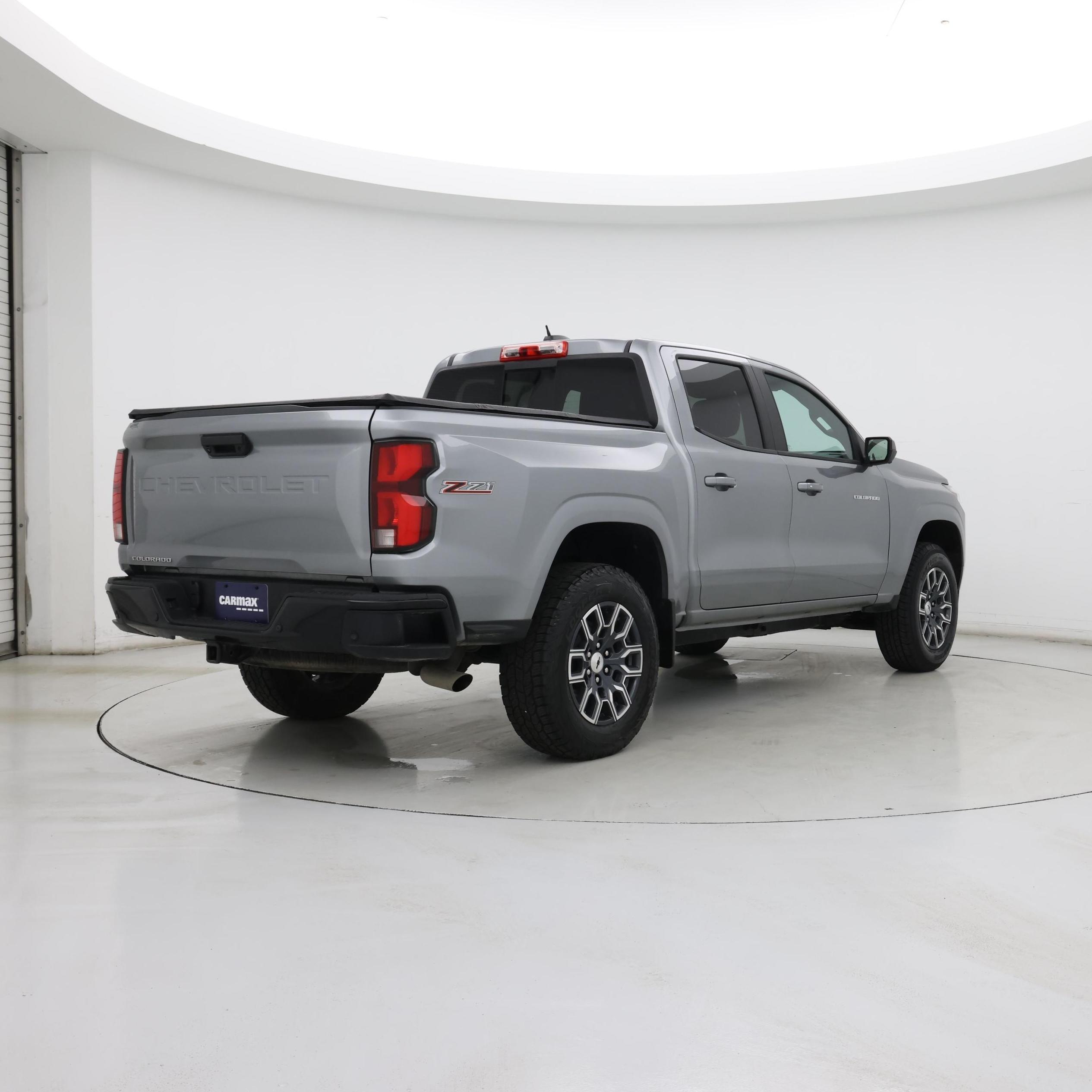 Thumbnail: 2024 Chevrolet Colorado - 8