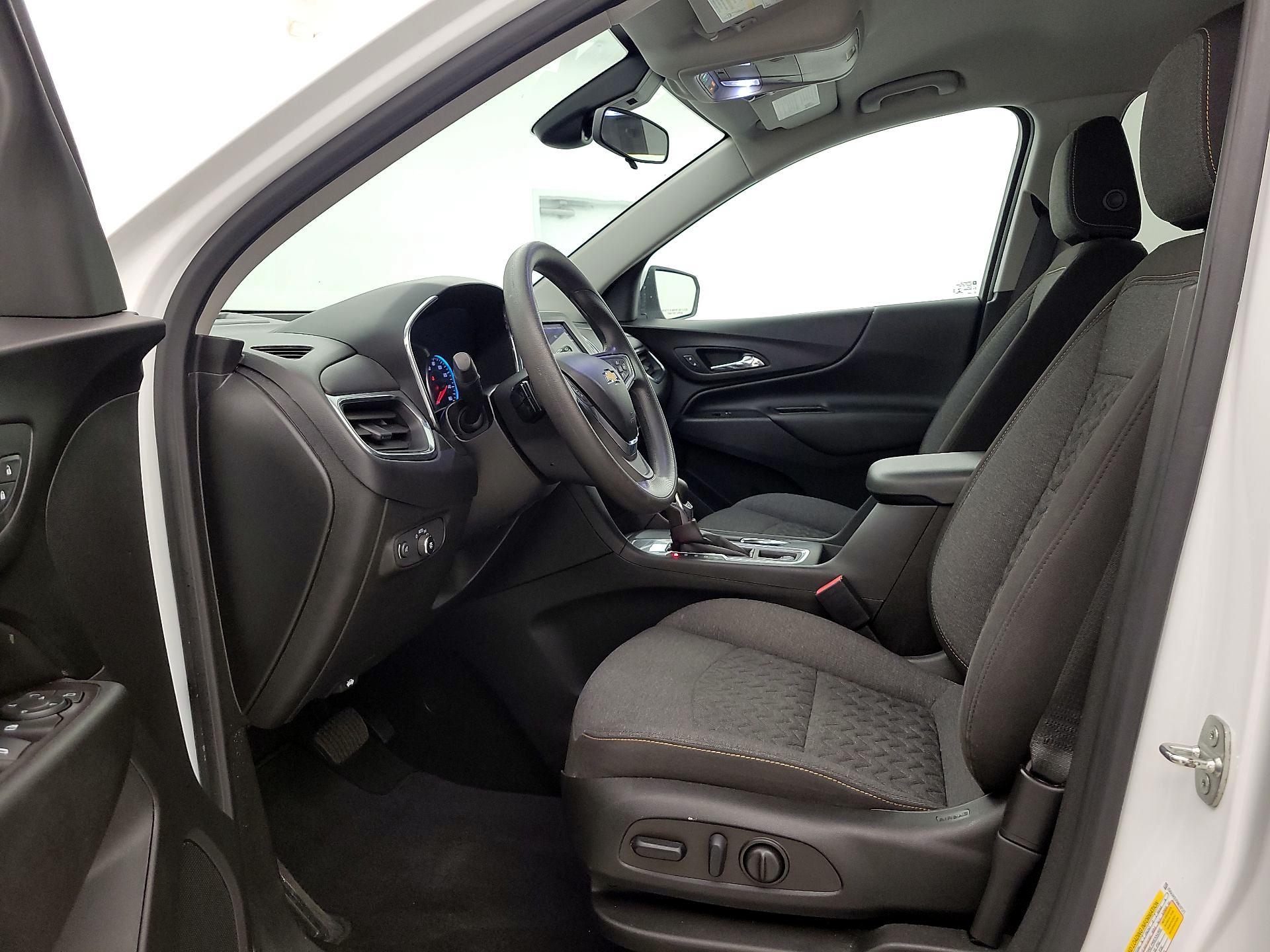 Thumbnail: 2022 Chevrolet Equinox - 11