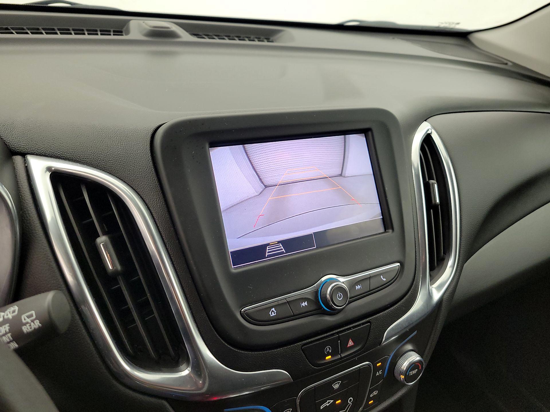 Thumbnail: 2022 Chevrolet Equinox - 15