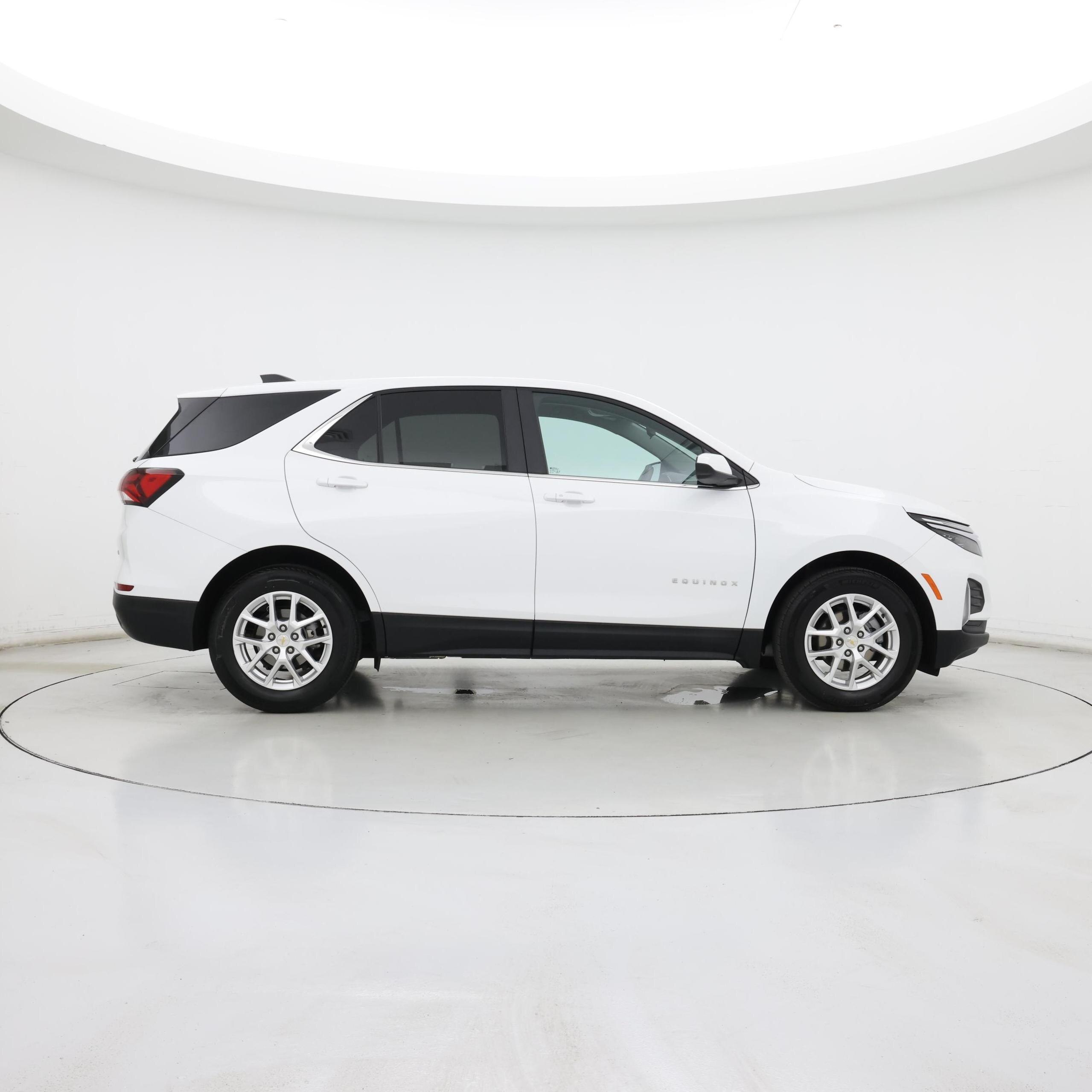 Thumbnail: 2022 Chevrolet Equinox - 7