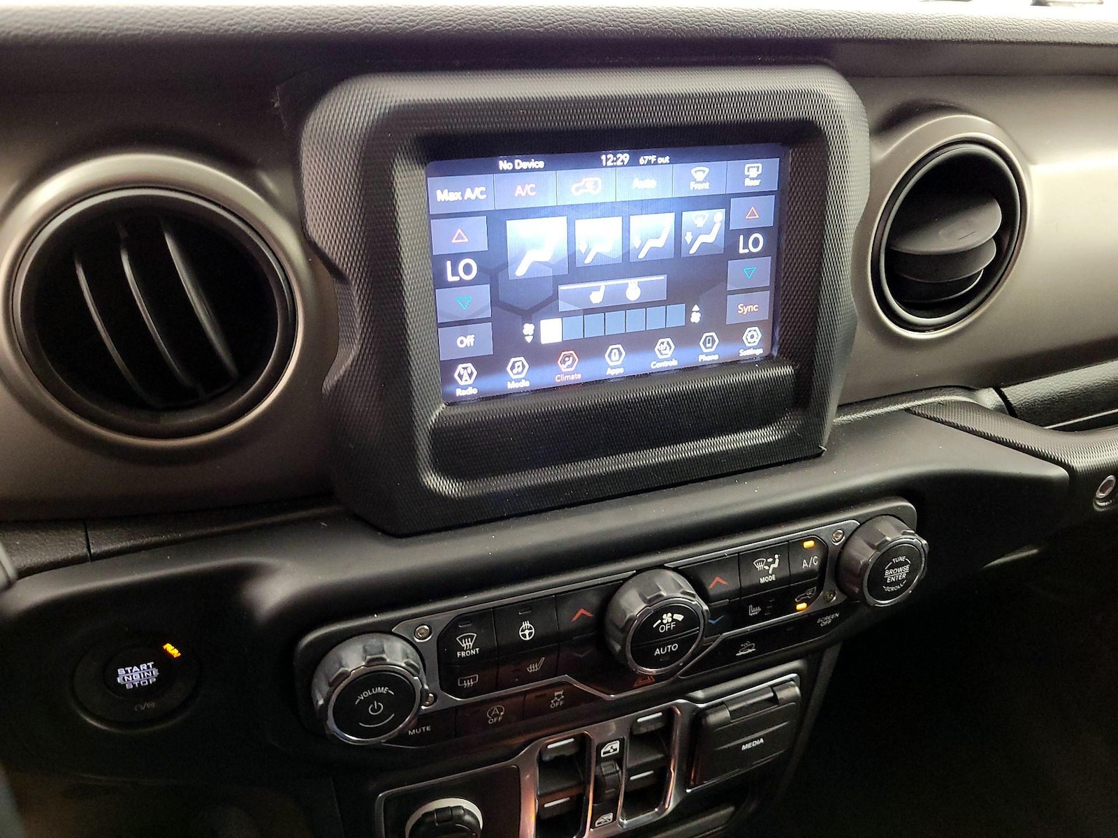 2021 Jeep Wrangler Unlimited Willys - Photo 17