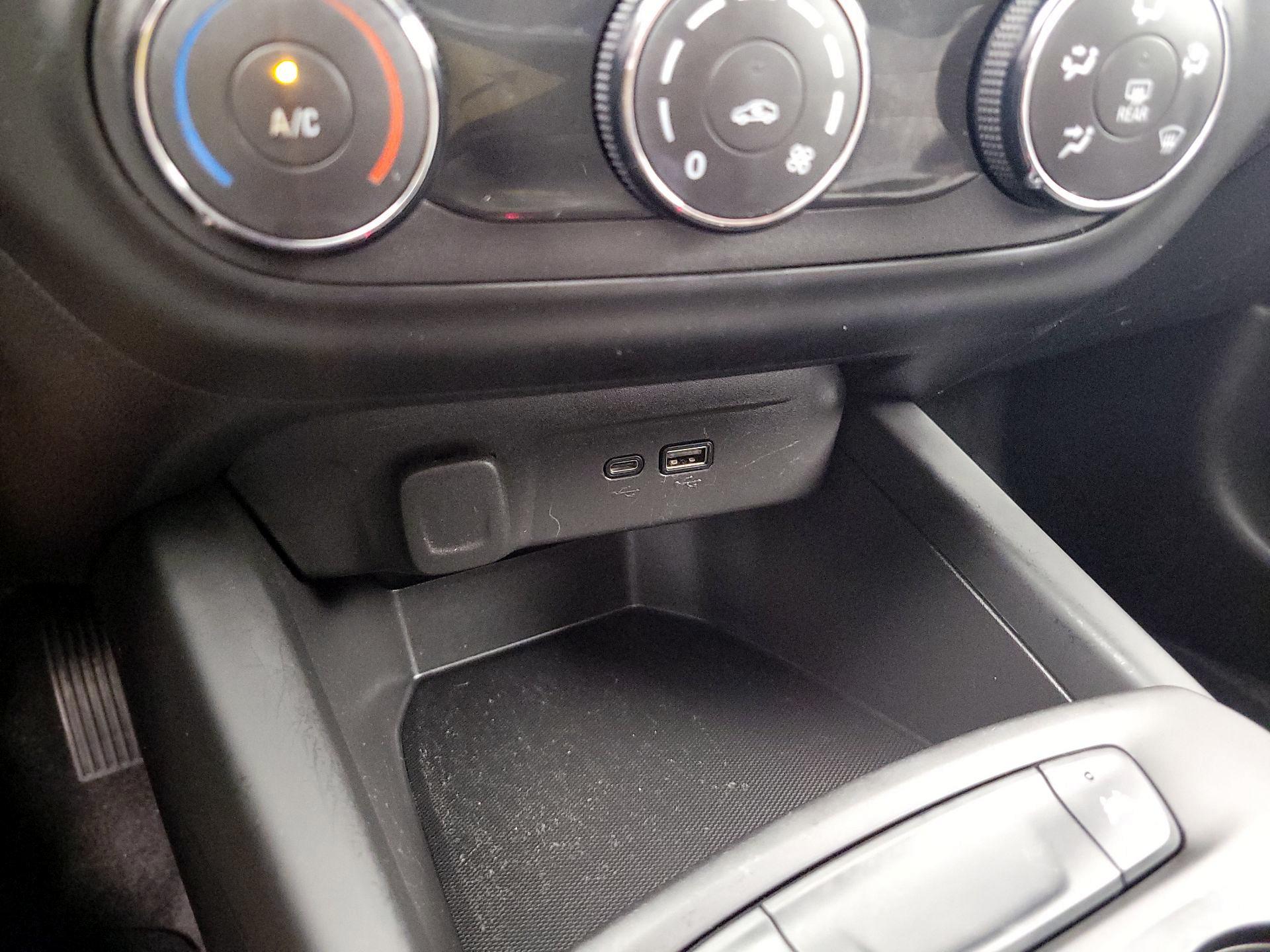 Thumbnail: 2024 Chevrolet Trax - 19