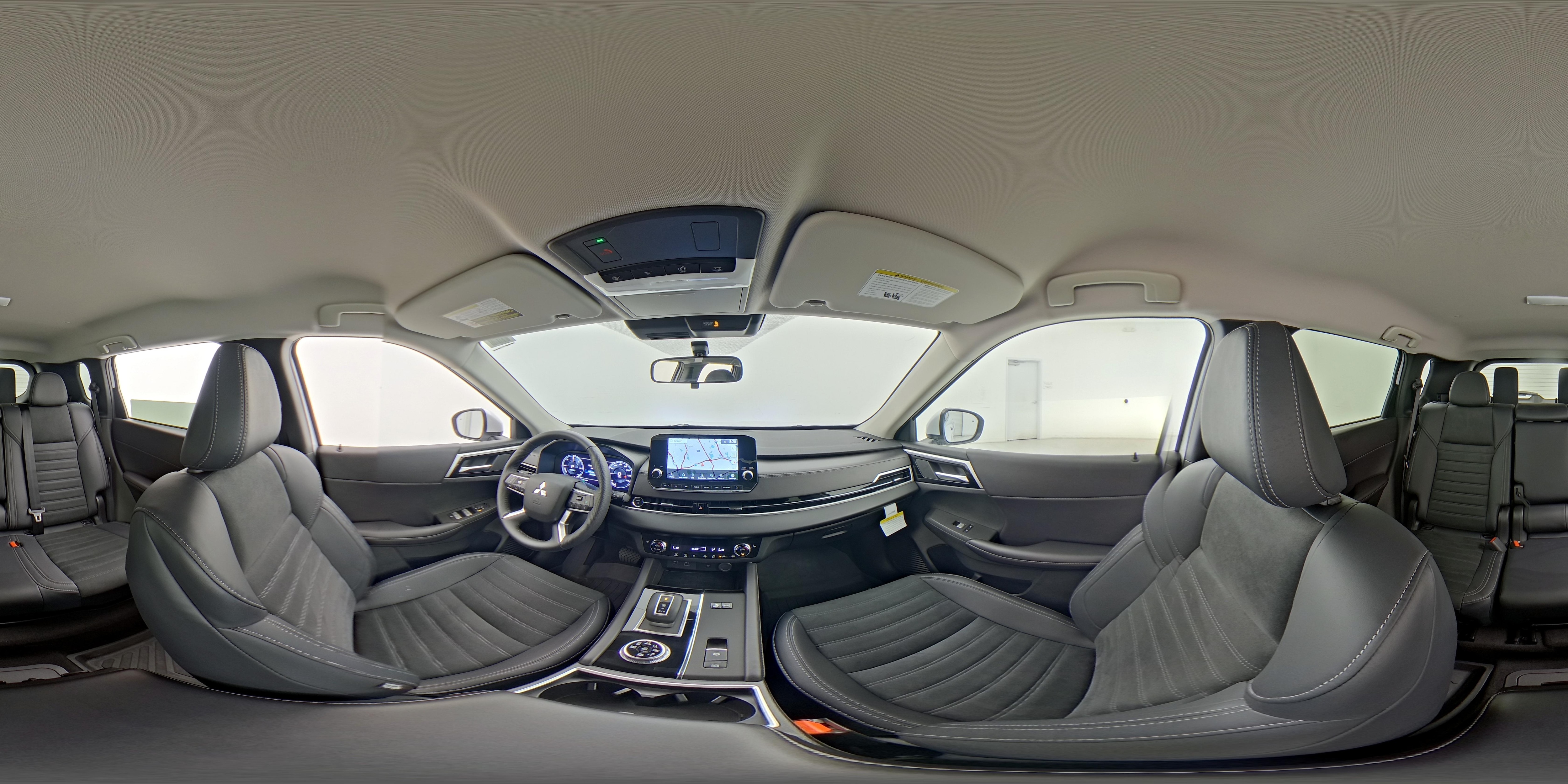2025 Mitsubishi Outlander Plug-in Hybrid SE - Photo 27