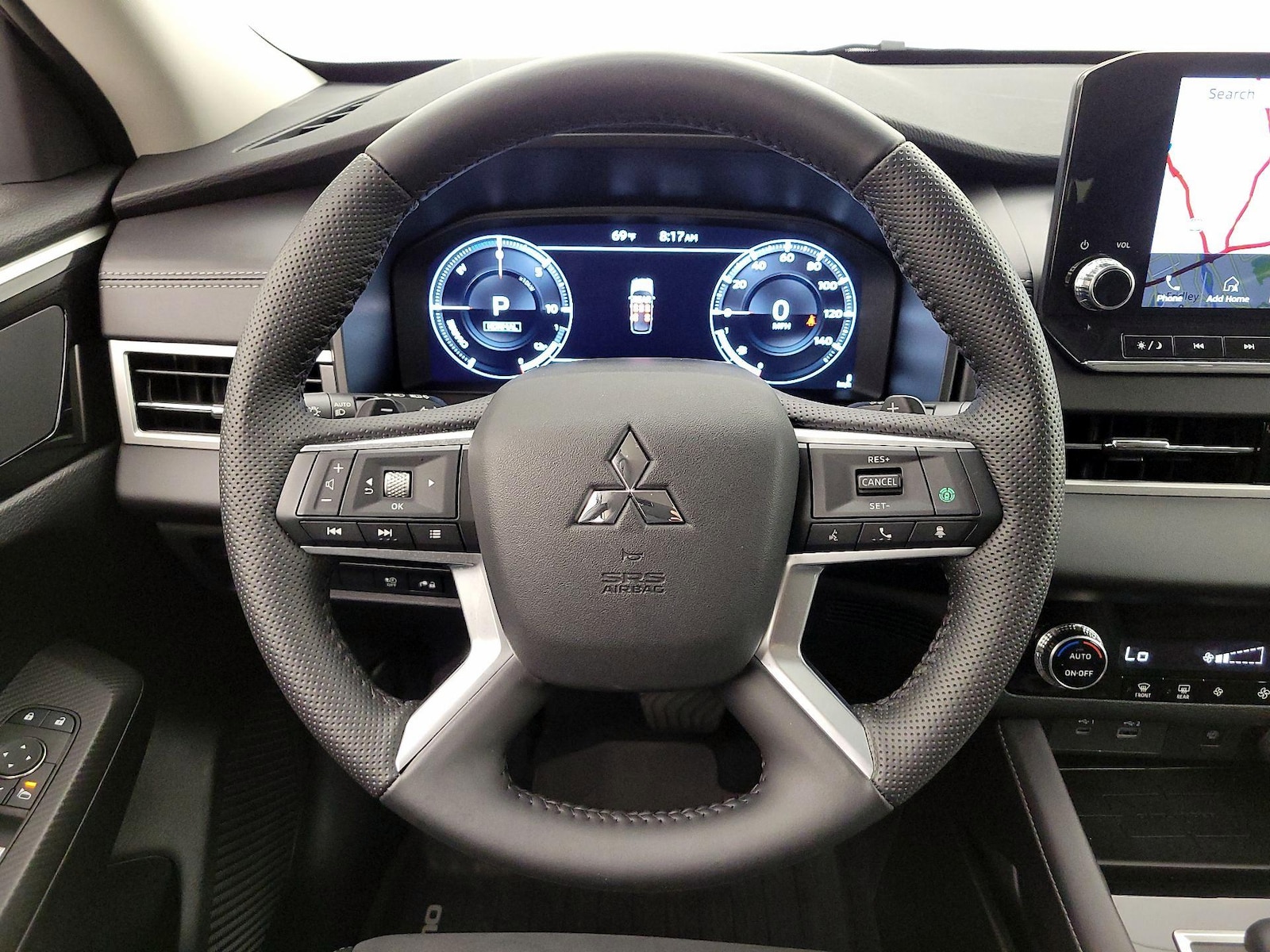 2025 Mitsubishi Outlander Plug-in Hybrid SE - Photo 11