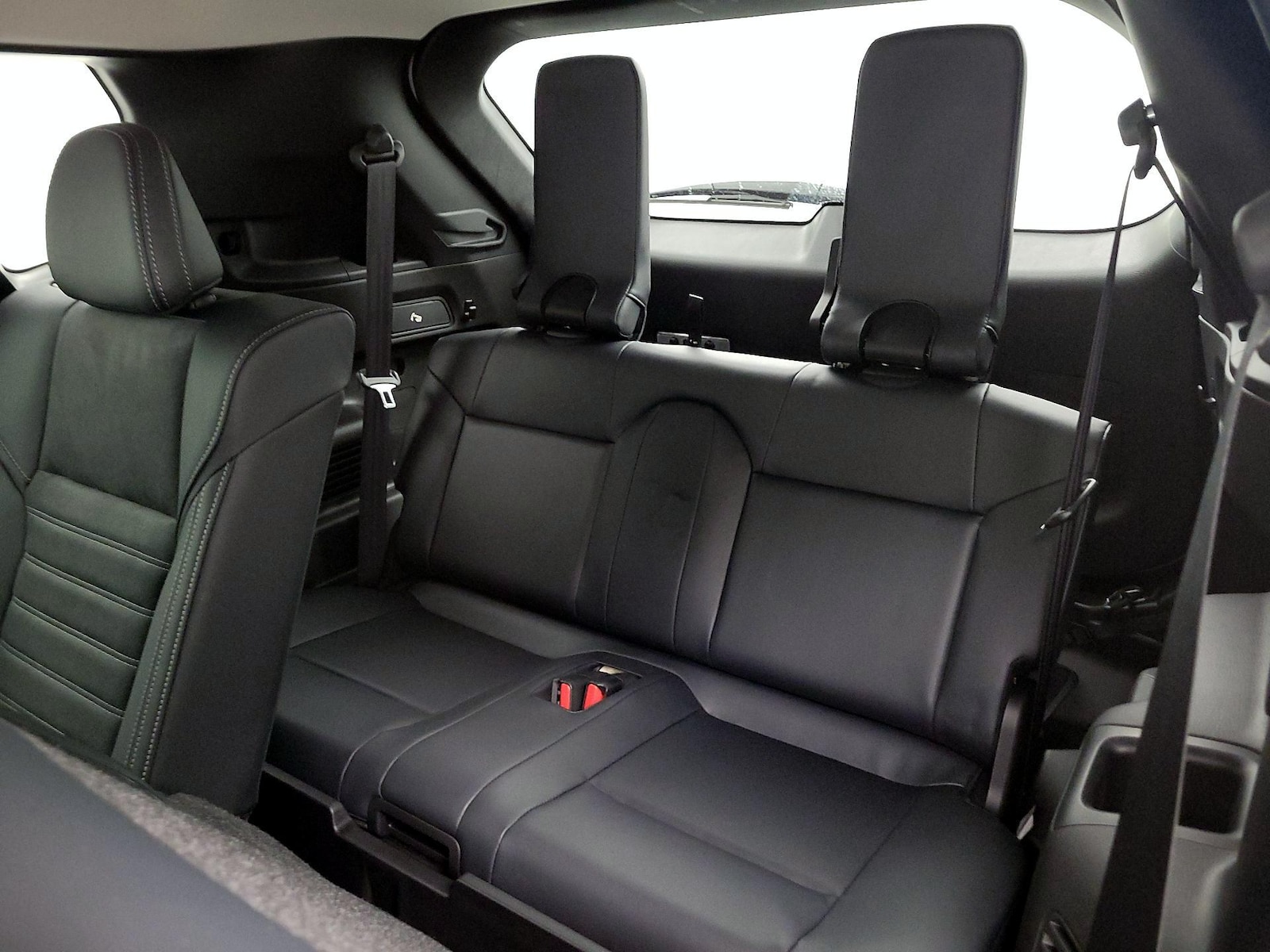 2025 Mitsubishi Outlander Plug-in Hybrid SE - Photo 22