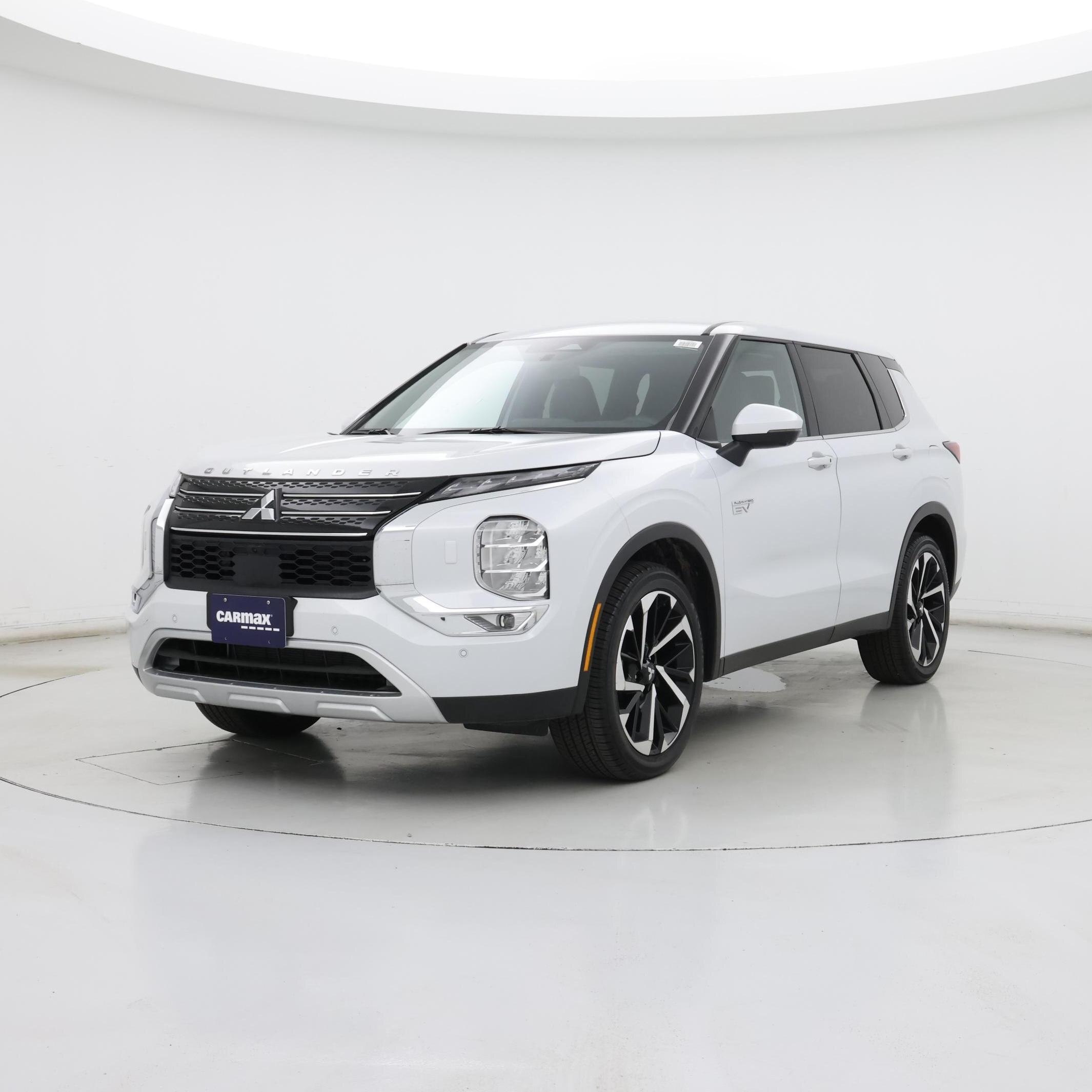 Thumbnail: 2025 Mitsubishi Outlander - 4