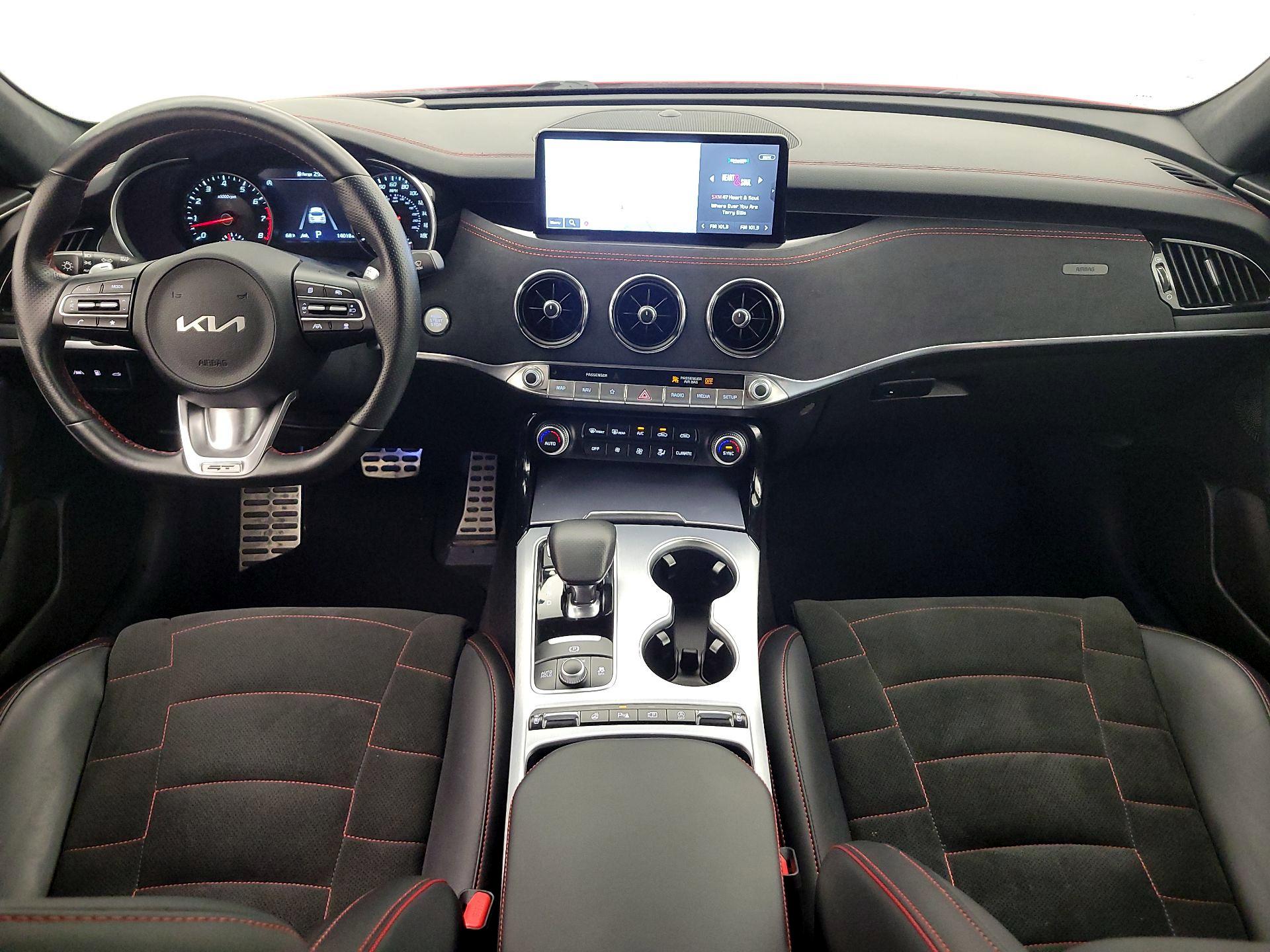 Thumbnail: 2023 Kia Stinger - 9