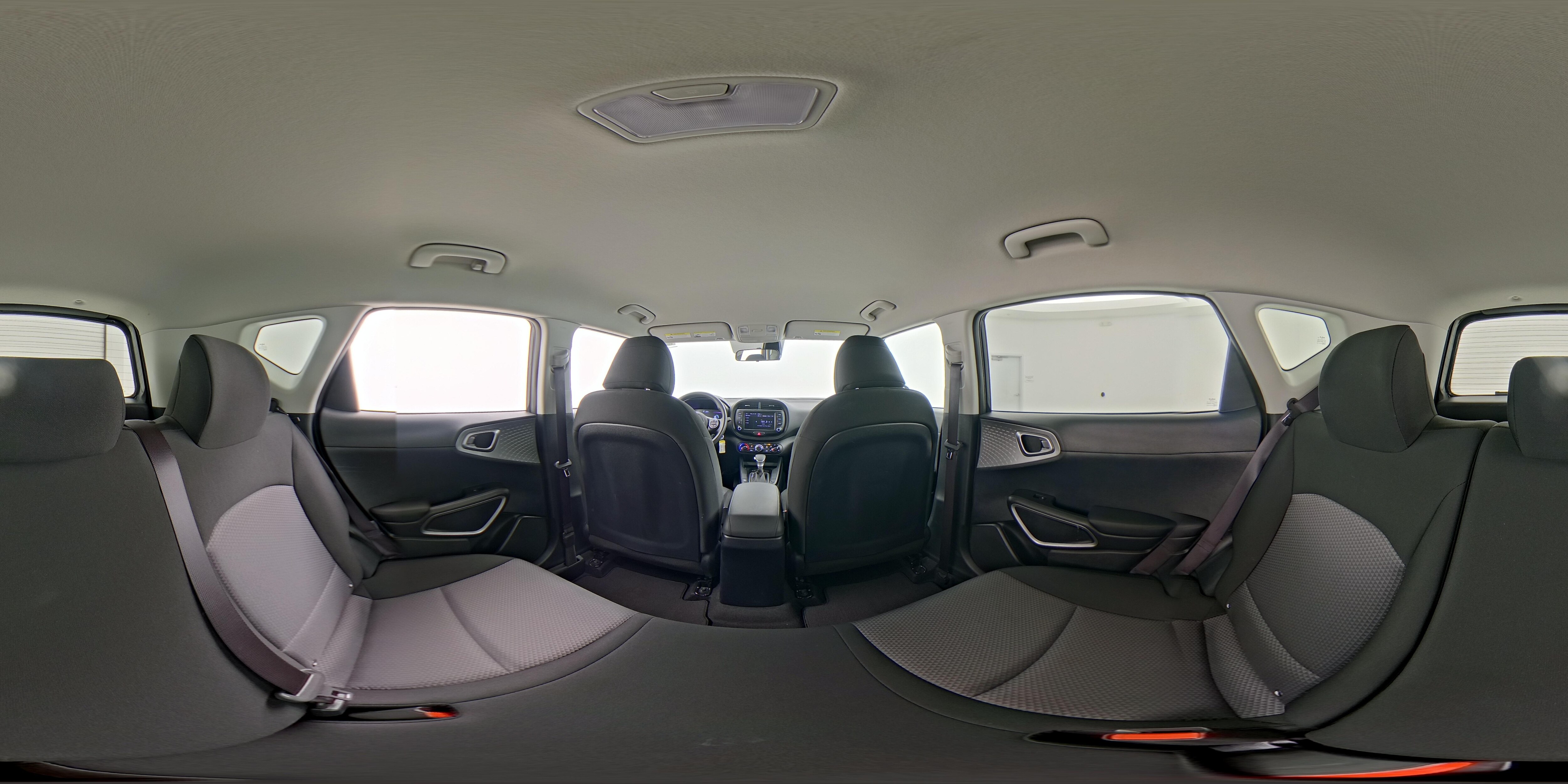 2024 Kia Soul LX - Photo 25