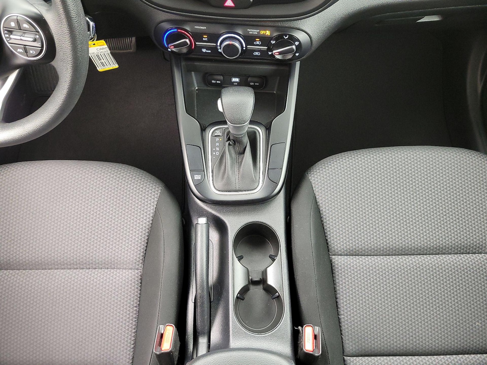 2024 Kia Soul LX - Photo 18