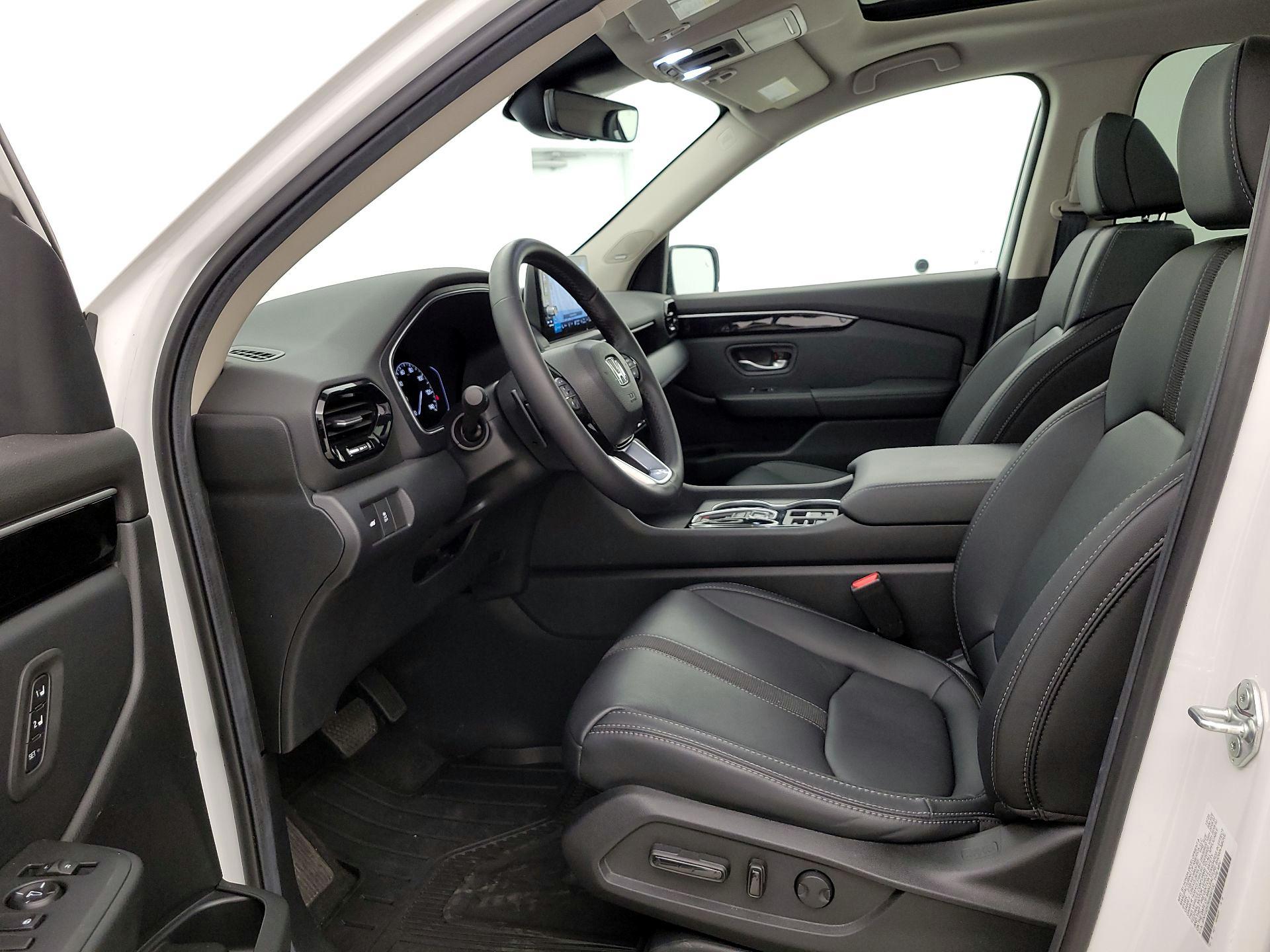 Thumbnail: 2025 Honda Pilot - 11
