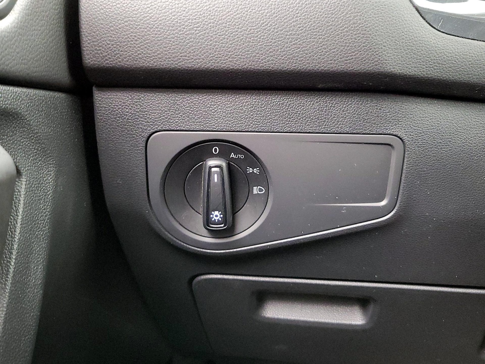 2023 Volkswagen Tiguan S - Photo 14