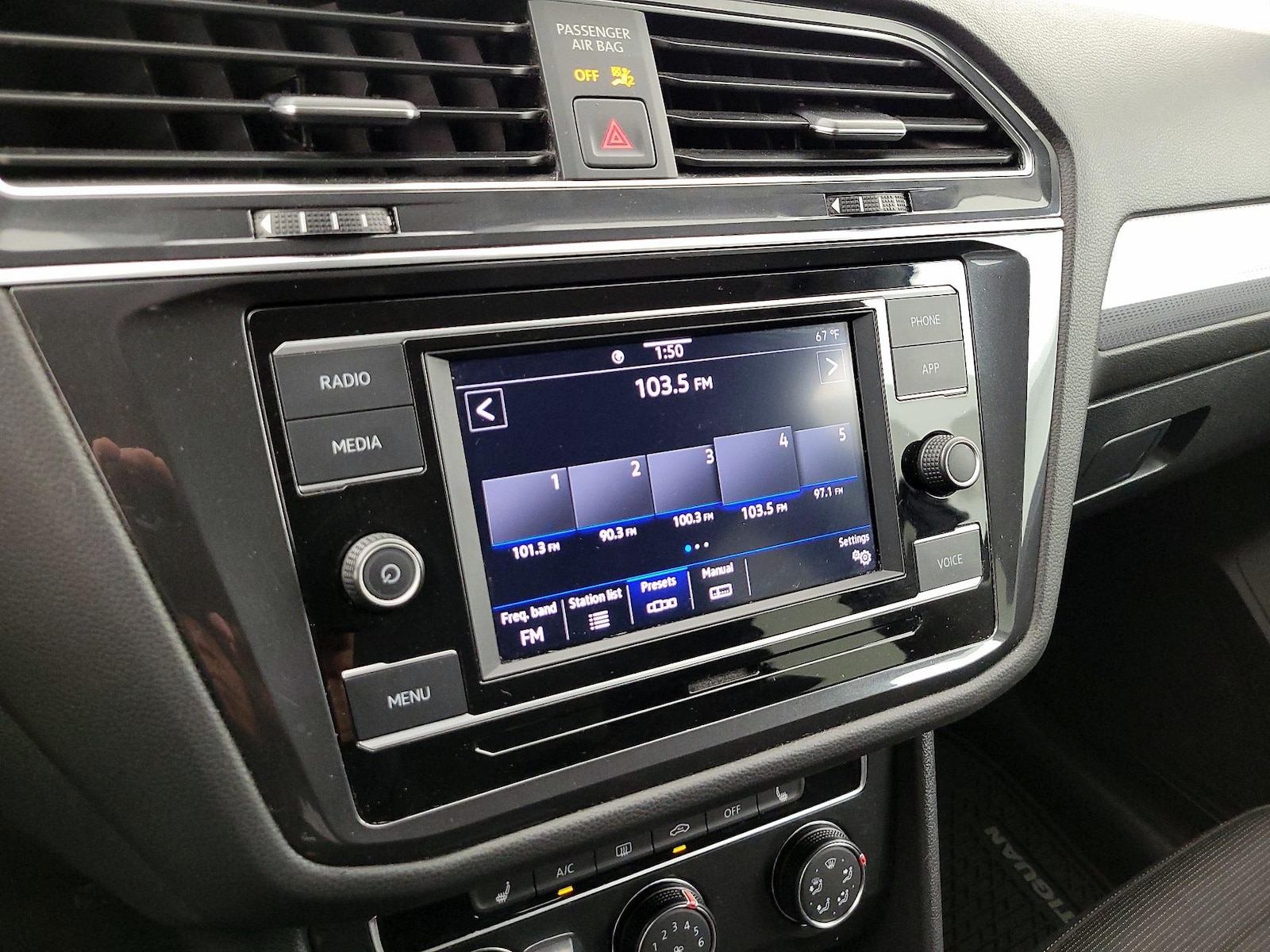 2023 Volkswagen Tiguan S - Photo 16