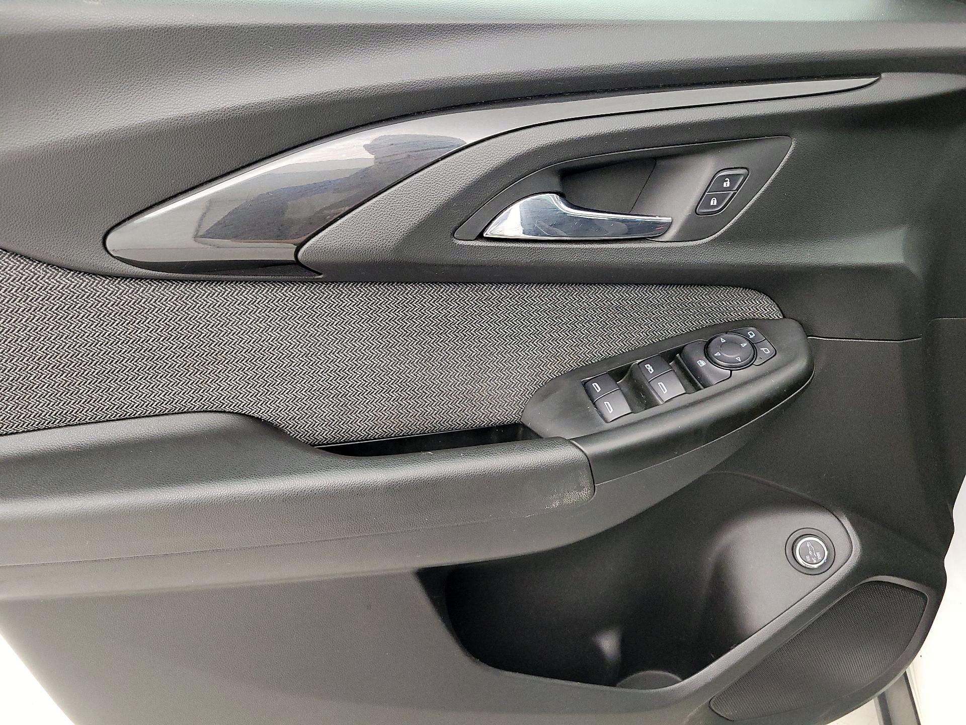 Thumbnail: 2021 Chevrolet TrailBlazer - 12