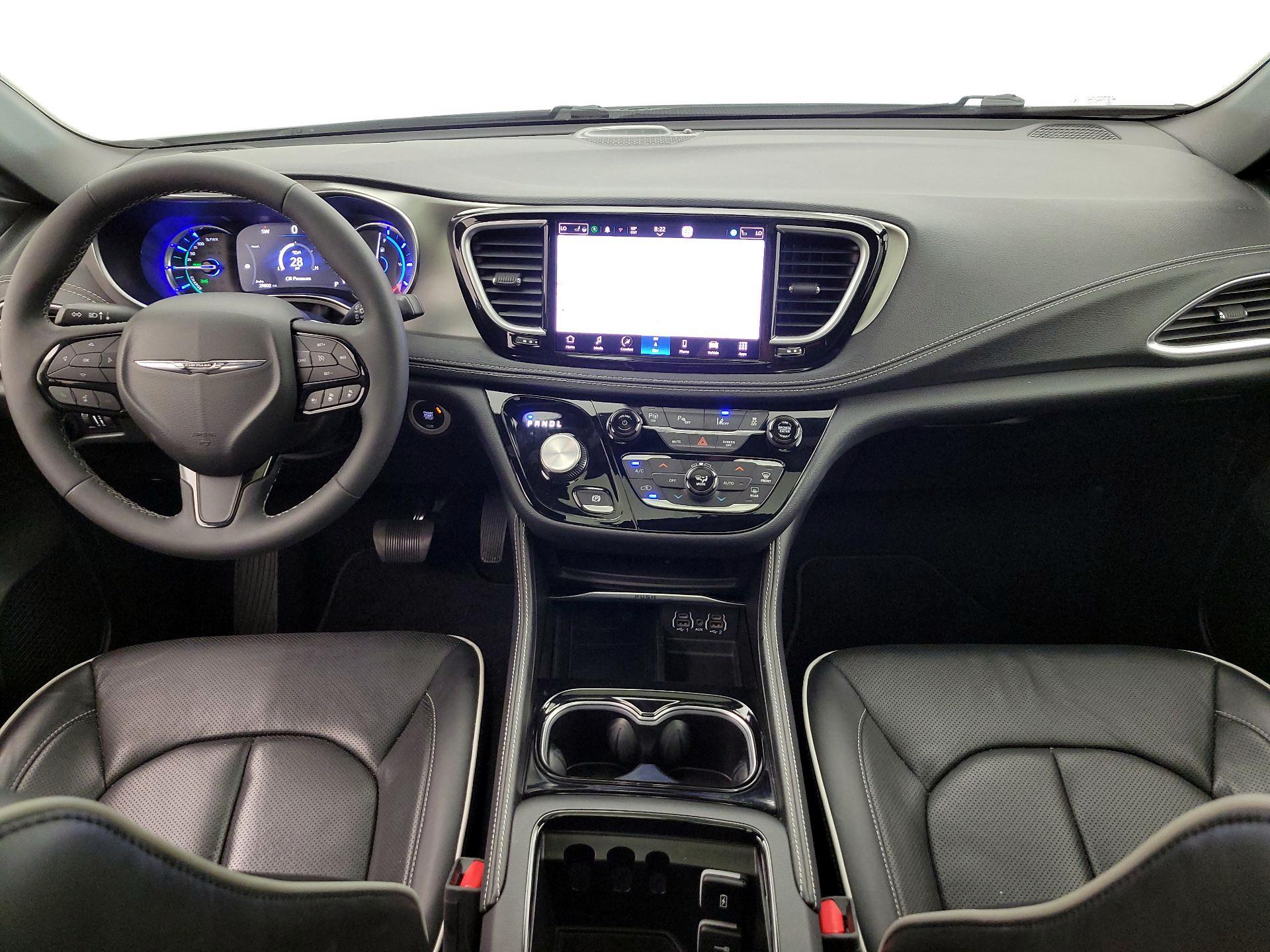 Thumbnail: 2023 Chrysler Pacifica - 9