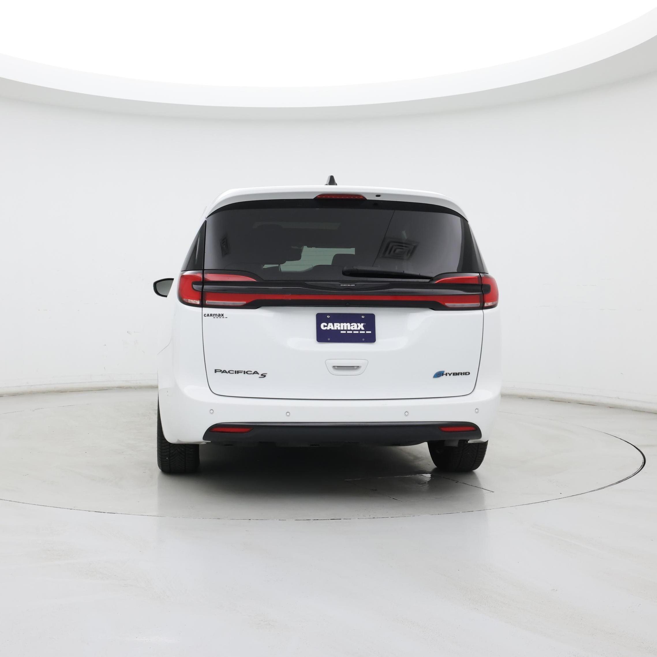 Thumbnail: 2023 Chrysler Pacifica - 6