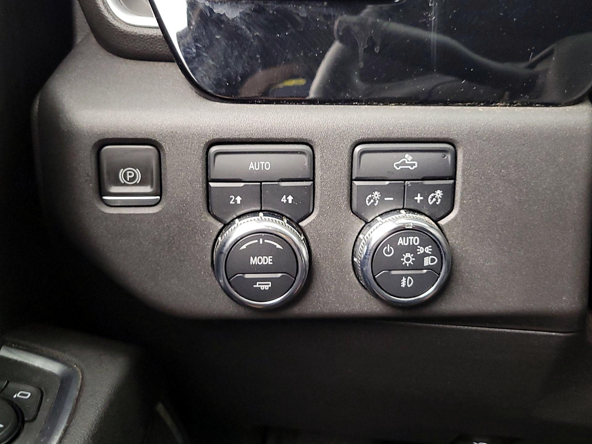 Thumbnail: 2023 GMC Sierra 1500 - 13