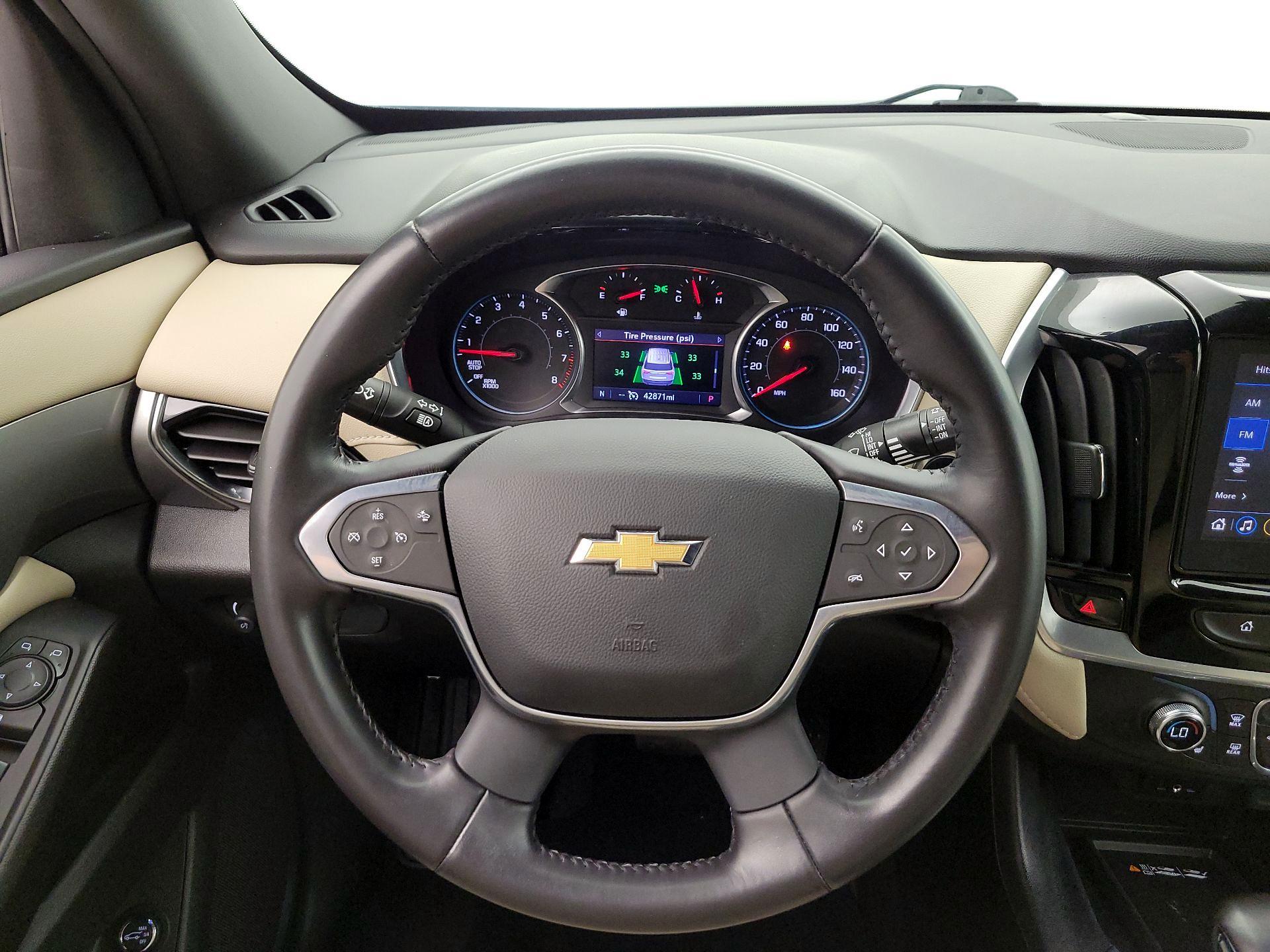 Thumbnail: 2022 Chevrolet Traverse - 10