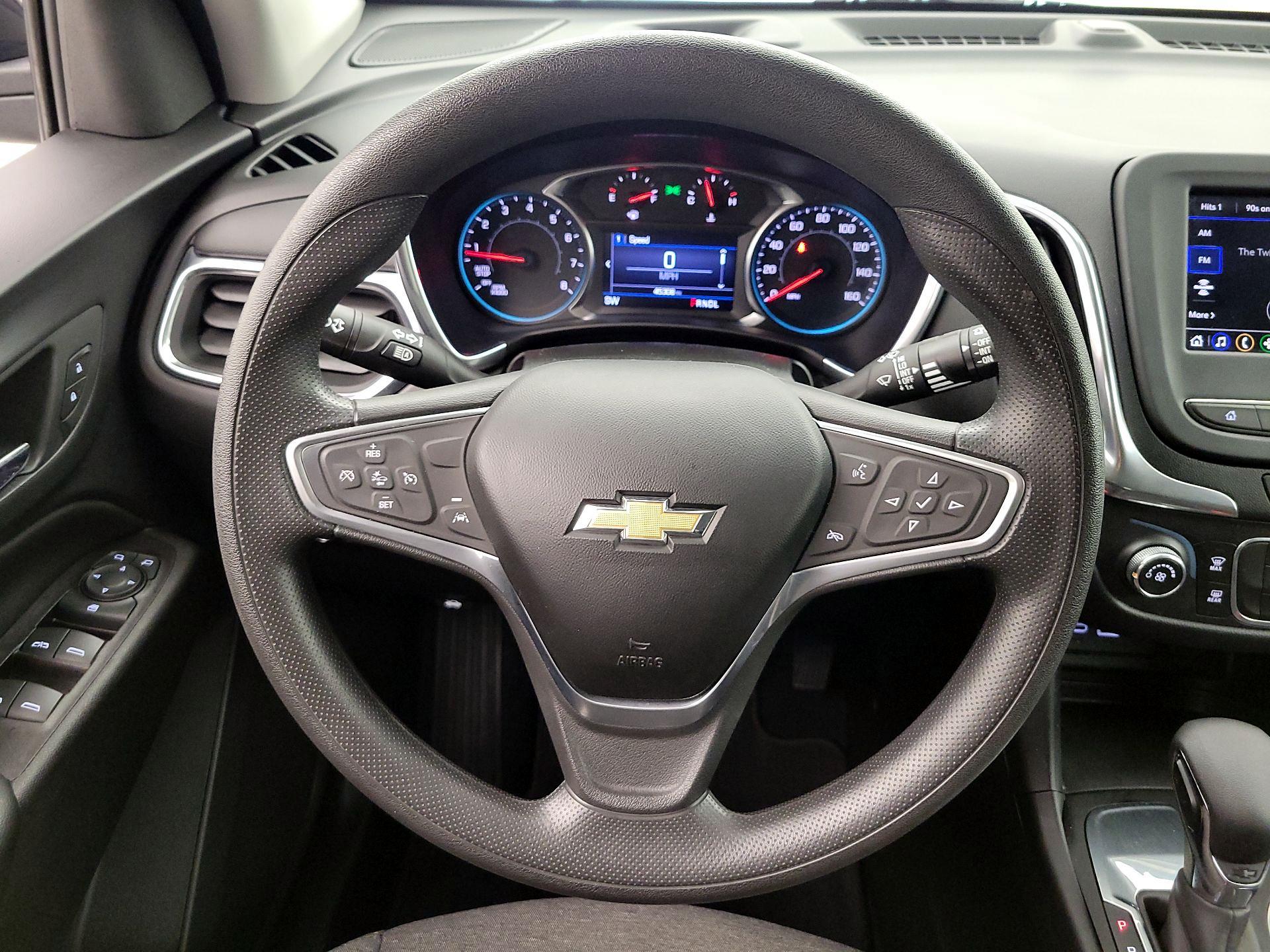Thumbnail: 2022 Chevrolet Equinox - 10