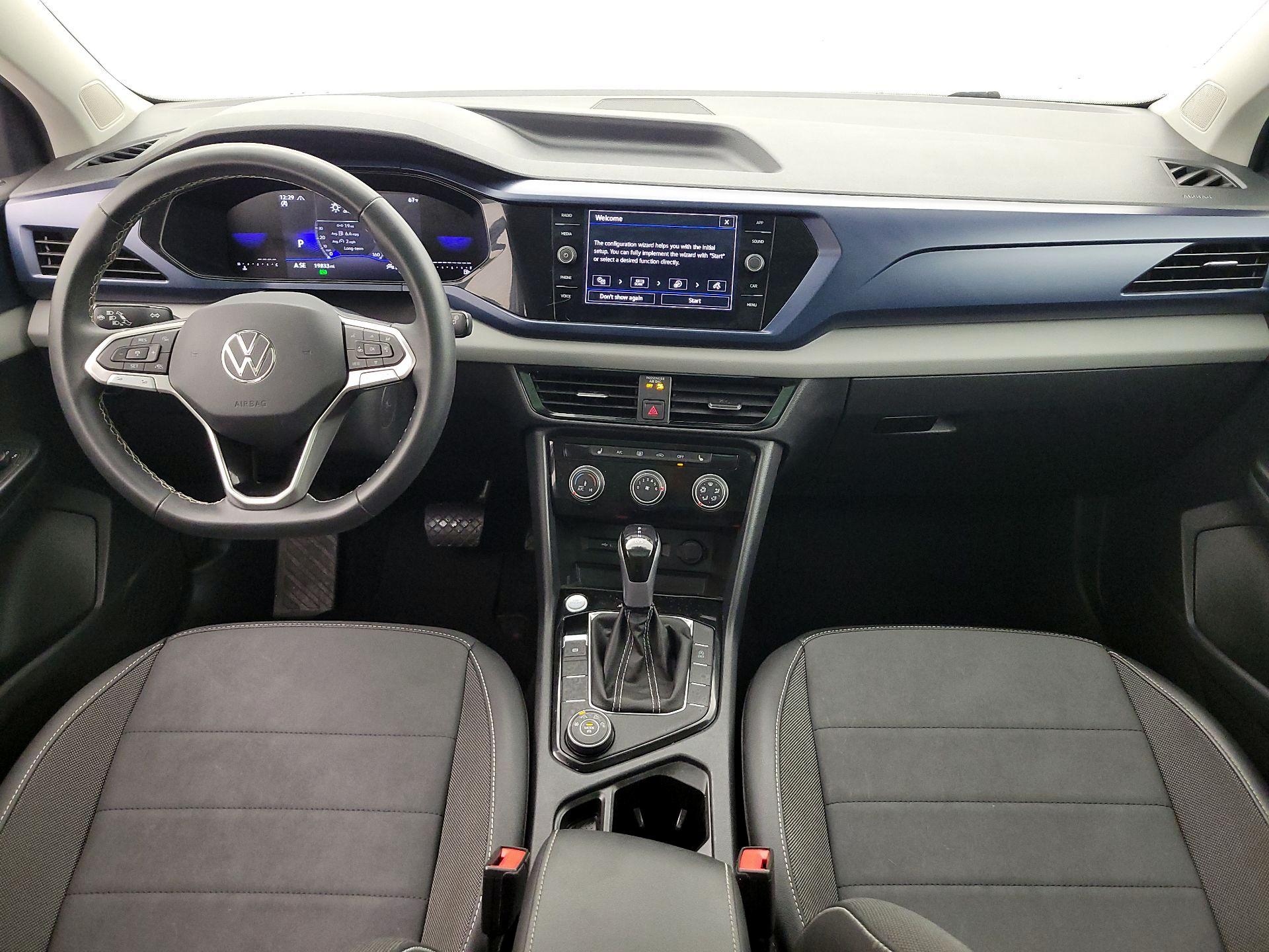 Thumbnail: 2023 Volkswagen Taos - 9