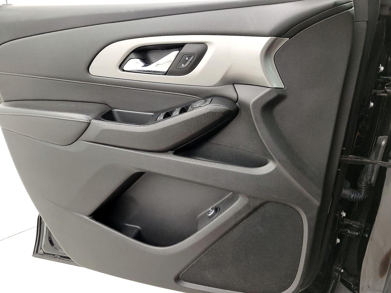 2023 Chevrolet Traverse 1LT - Photo 13