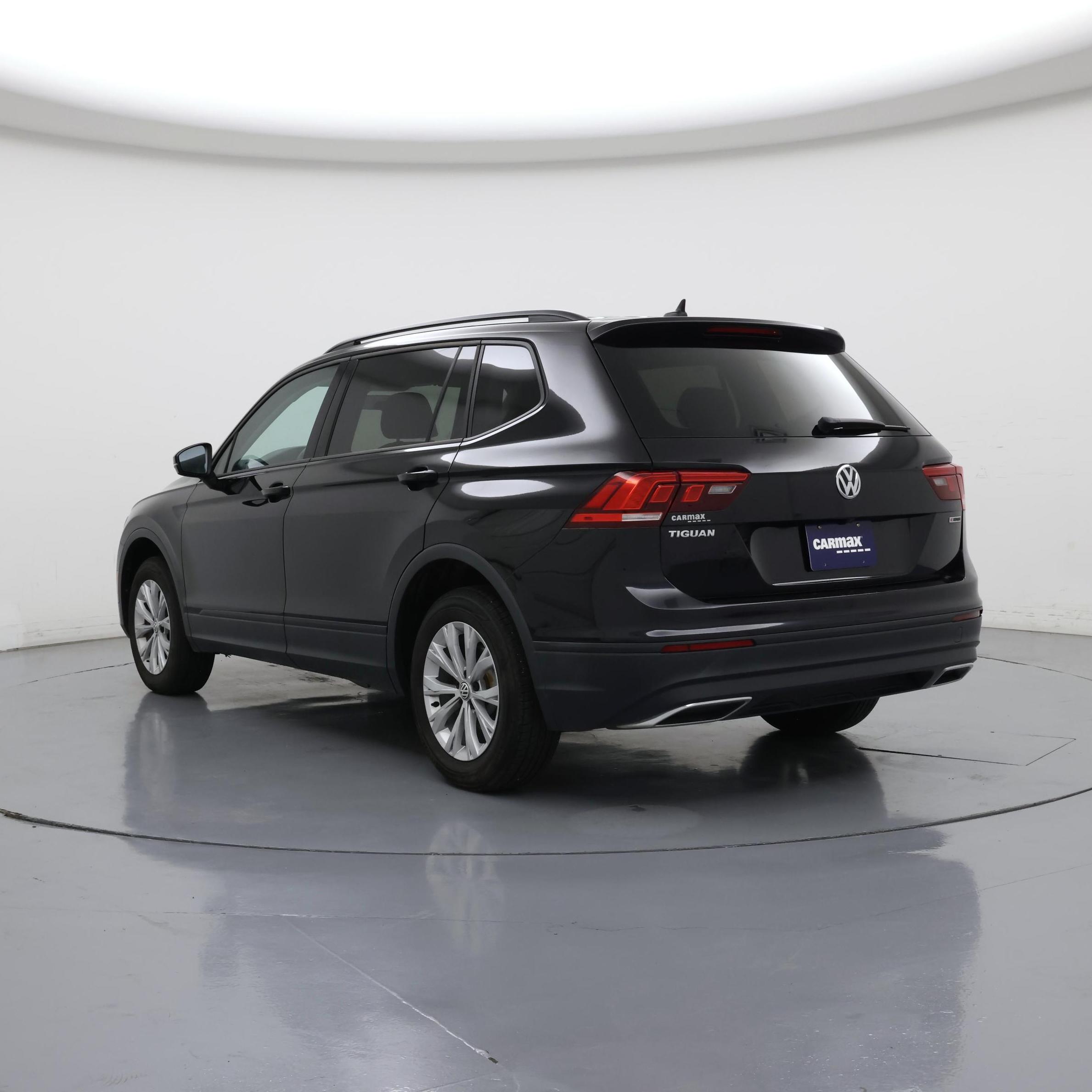 Thumbnail: 2020 Volkswagen Tiguan - 2