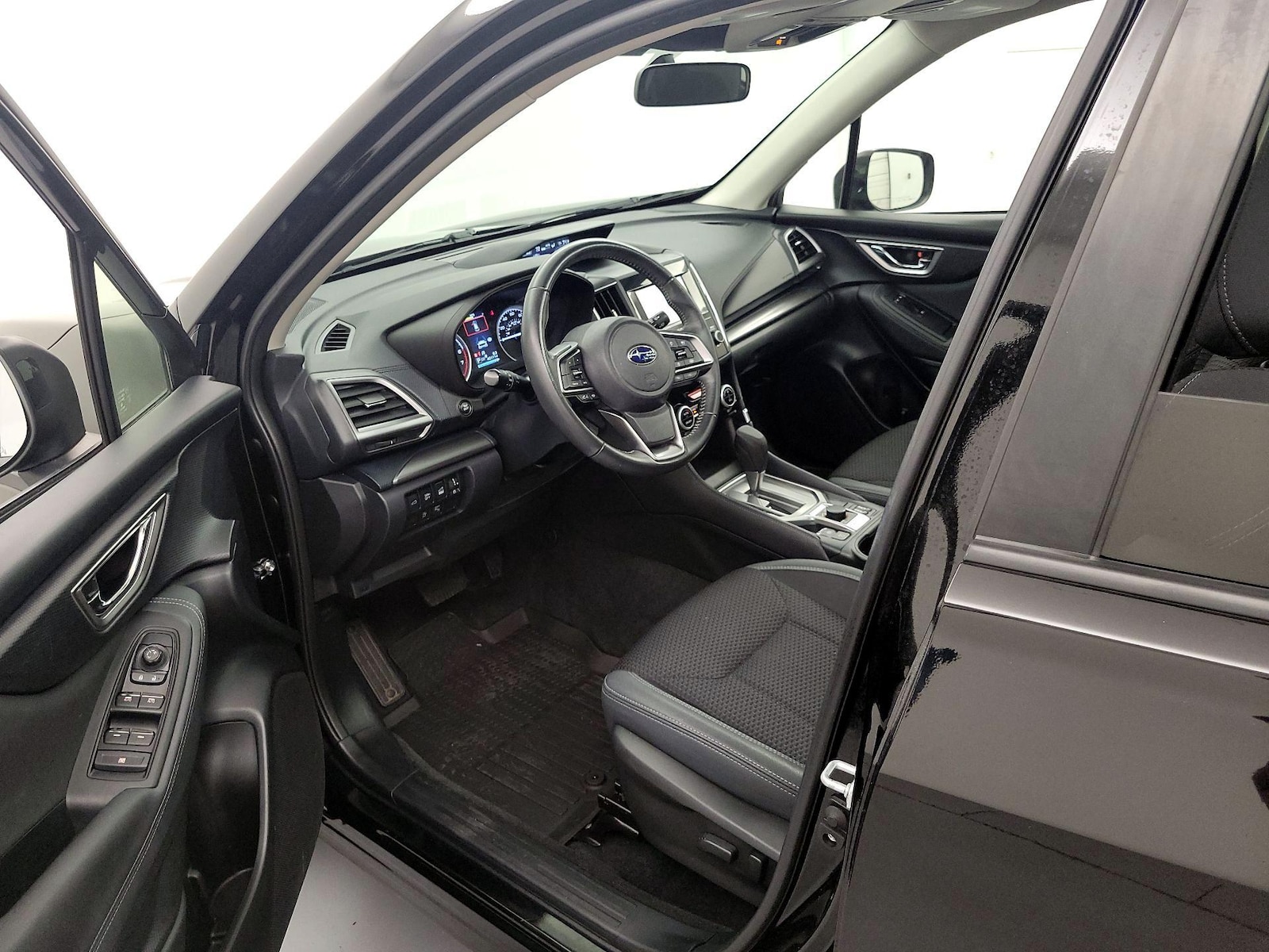 2024 Subaru Forester Premium - Photo 12