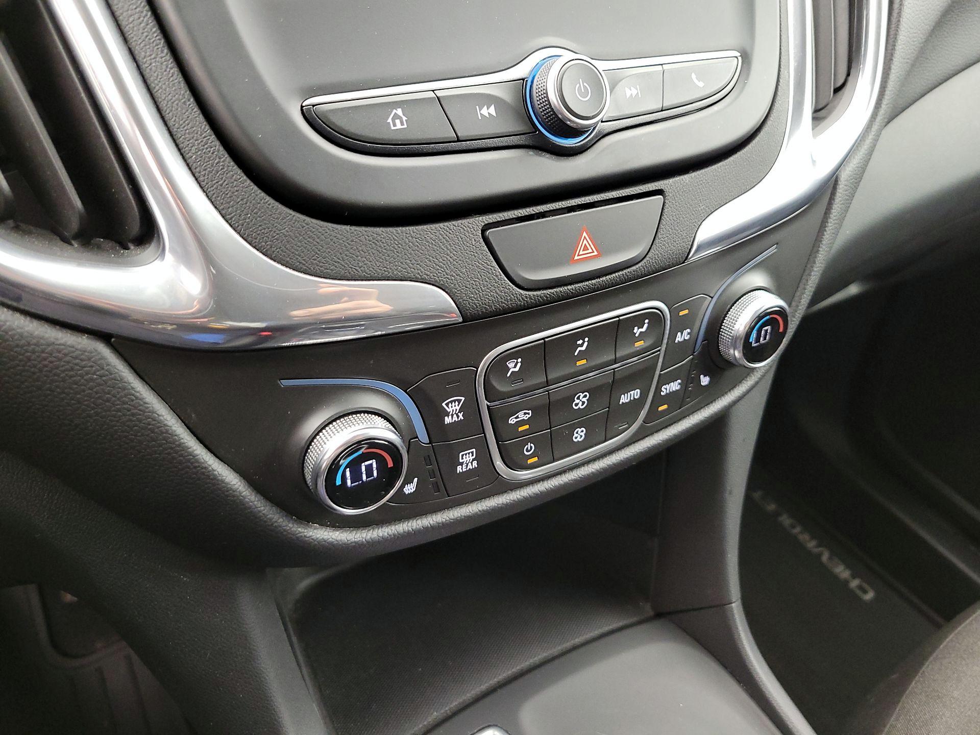 Thumbnail: 2020 Chevrolet Equinox - 17