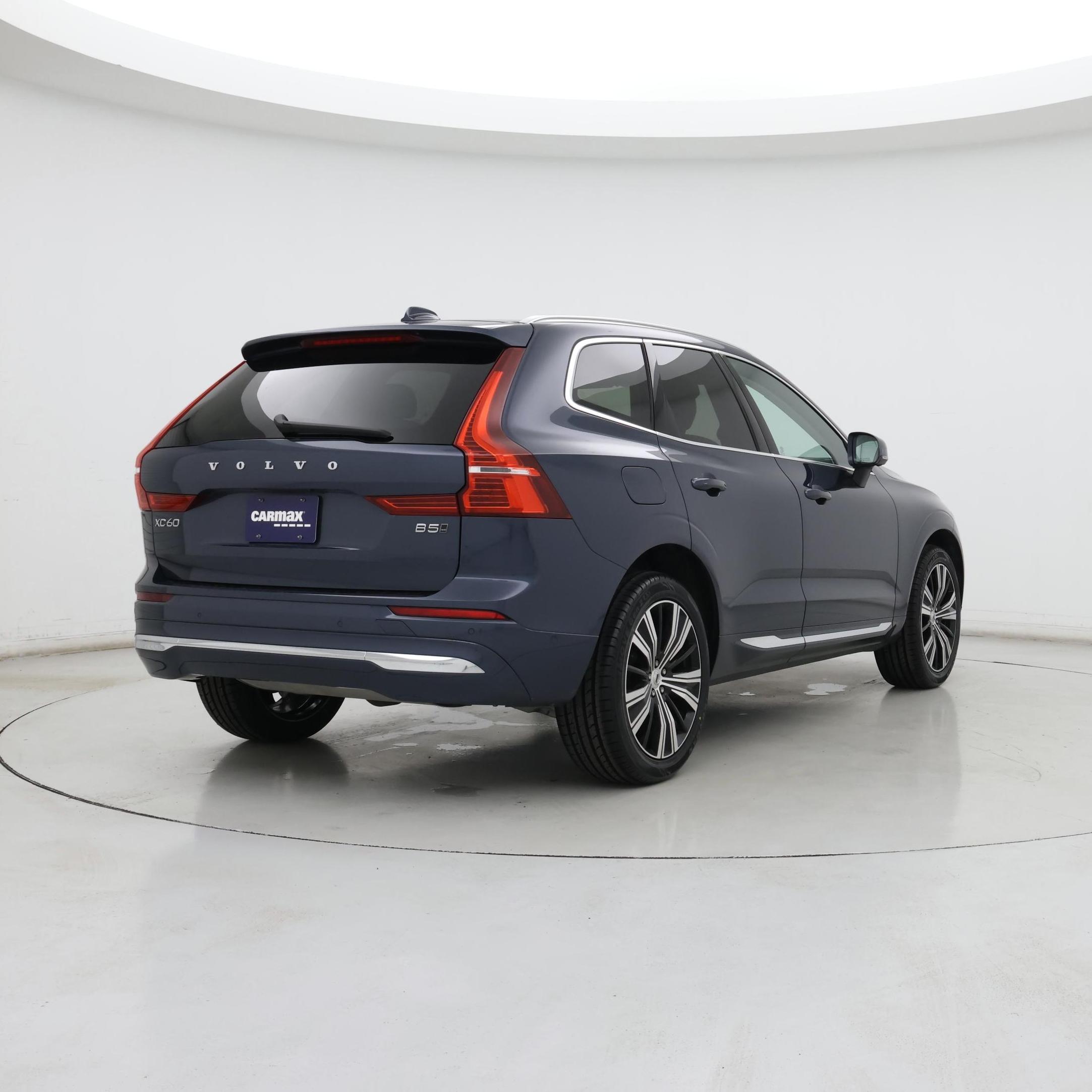 Thumbnail: 2023 Volvo XC60 - 8