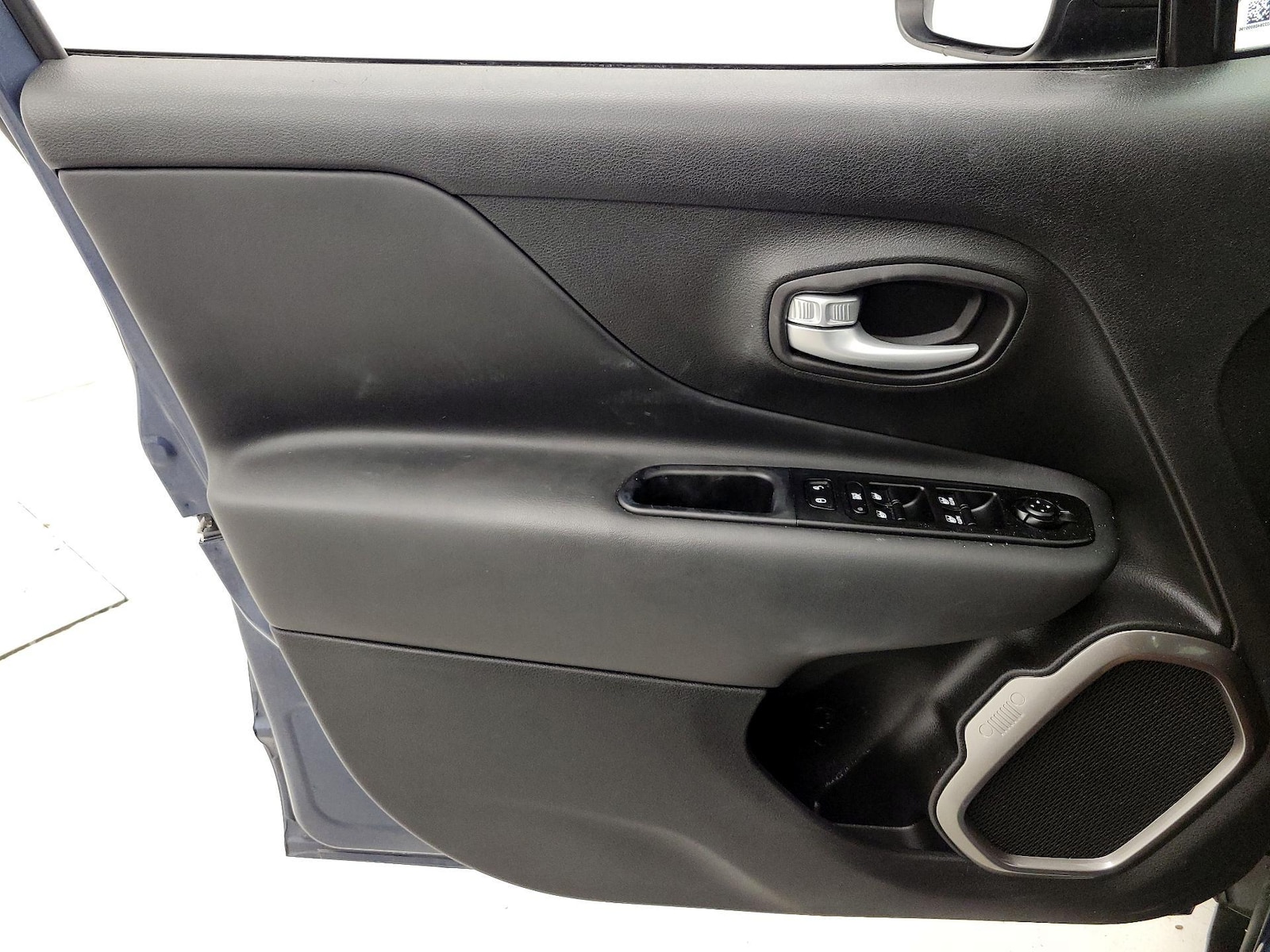 2023 Jeep Renegade Latitude - Photo 13