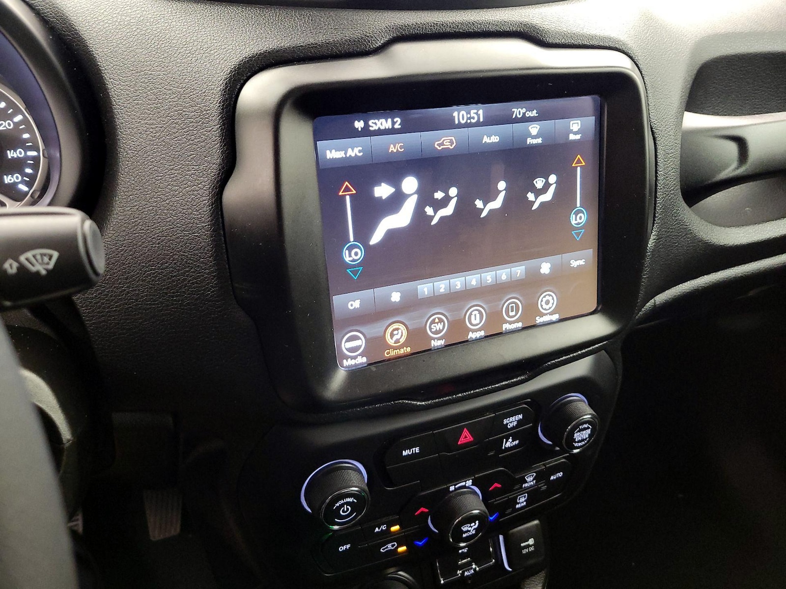 2023 Jeep Renegade Latitude - Photo 18
