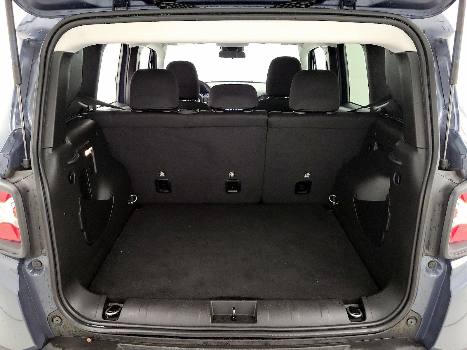 2023 Jeep Renegade Latitude - Photo 22