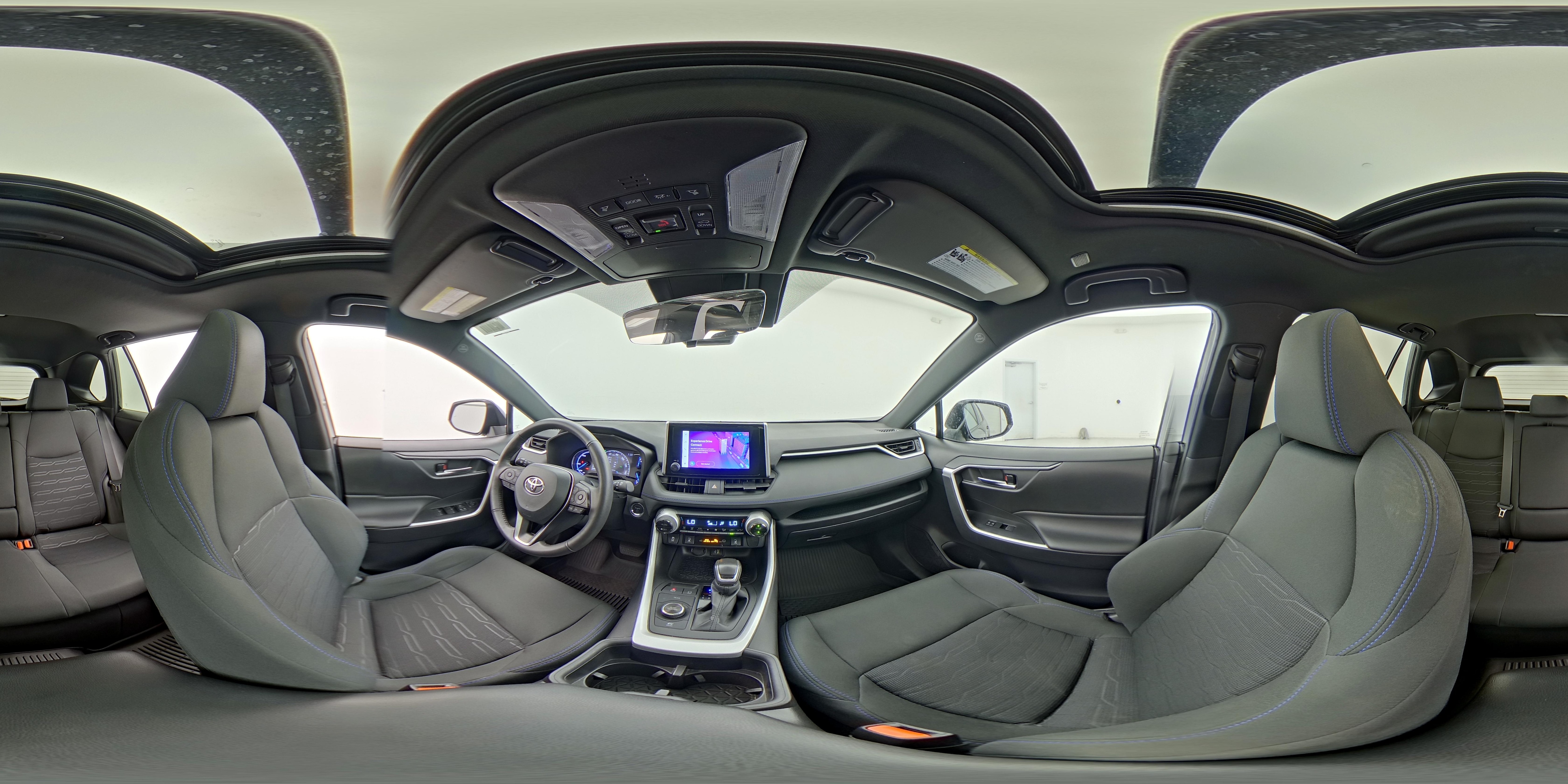 2024 Toyota RAV4 SE - Photo 26