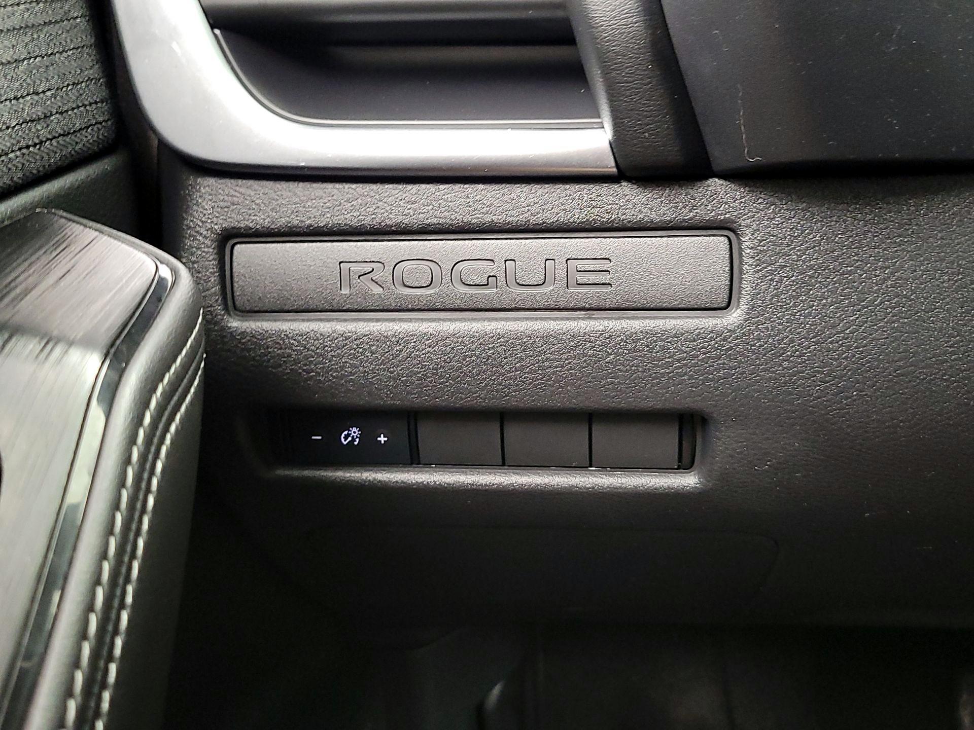 Thumbnail: 2021 Nissan Rogue - 13