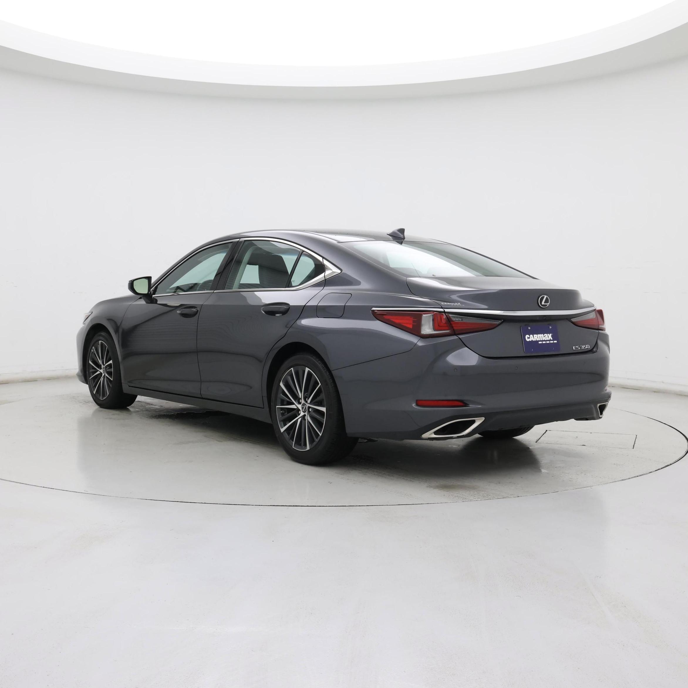 Thumbnail: 2022 Lexus ES - 2