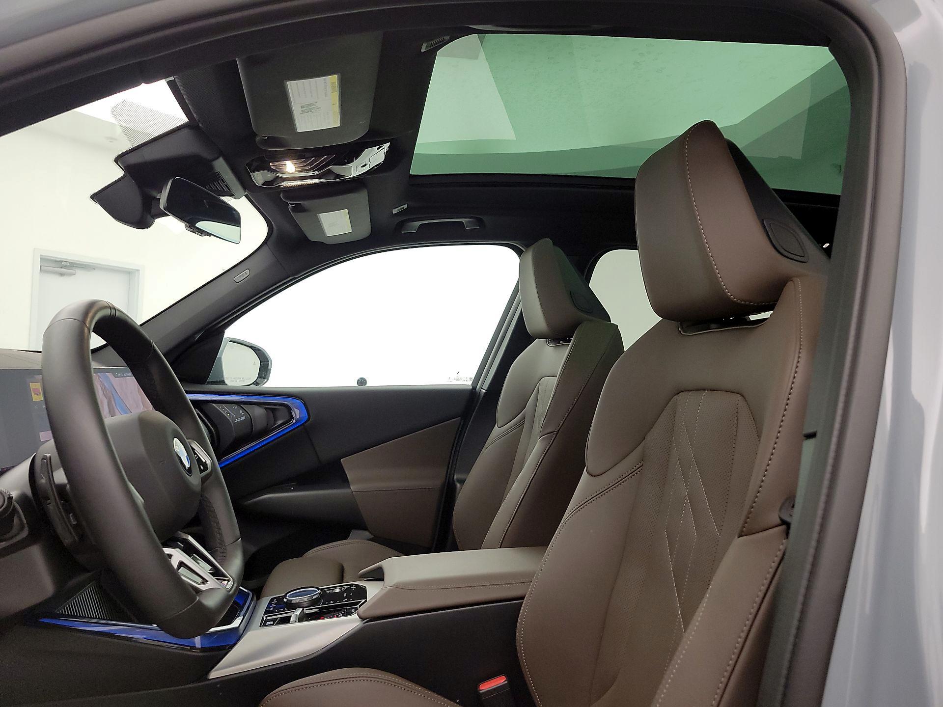 Thumbnail: 2025 BMW X3 - 18