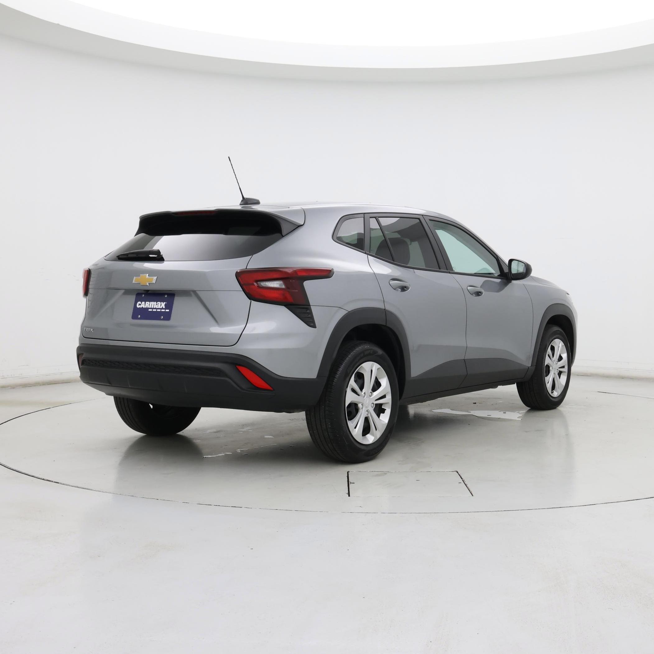 Thumbnail: 2024 Chevrolet Trax - 8