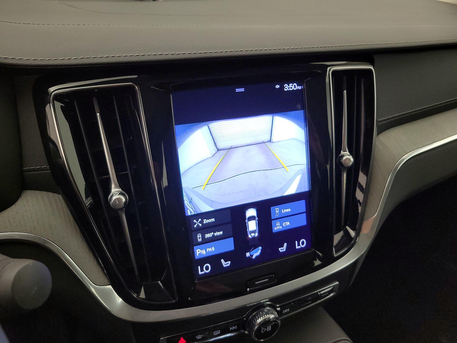 Thumbnail: 2022 Volvo S60 - 15
