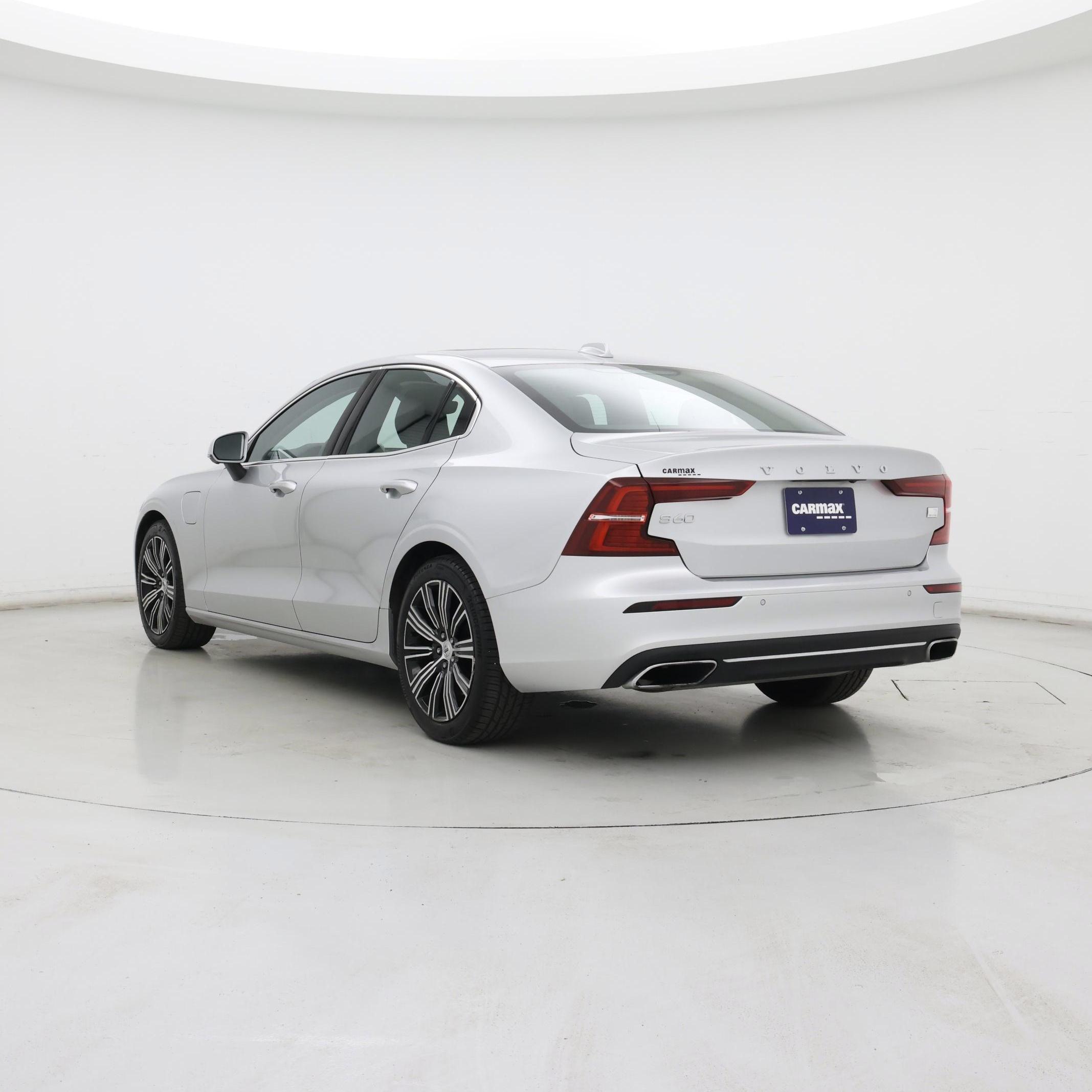 Thumbnail: 2022 Volvo S60 - 2
