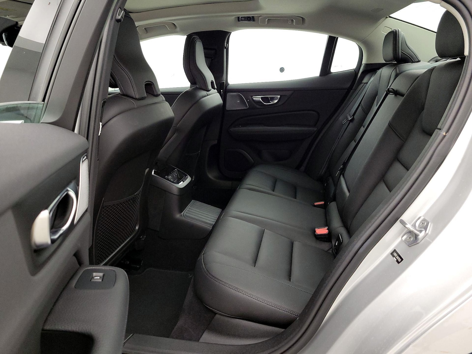 2022 Volvo S60 Inscription - Photo 22