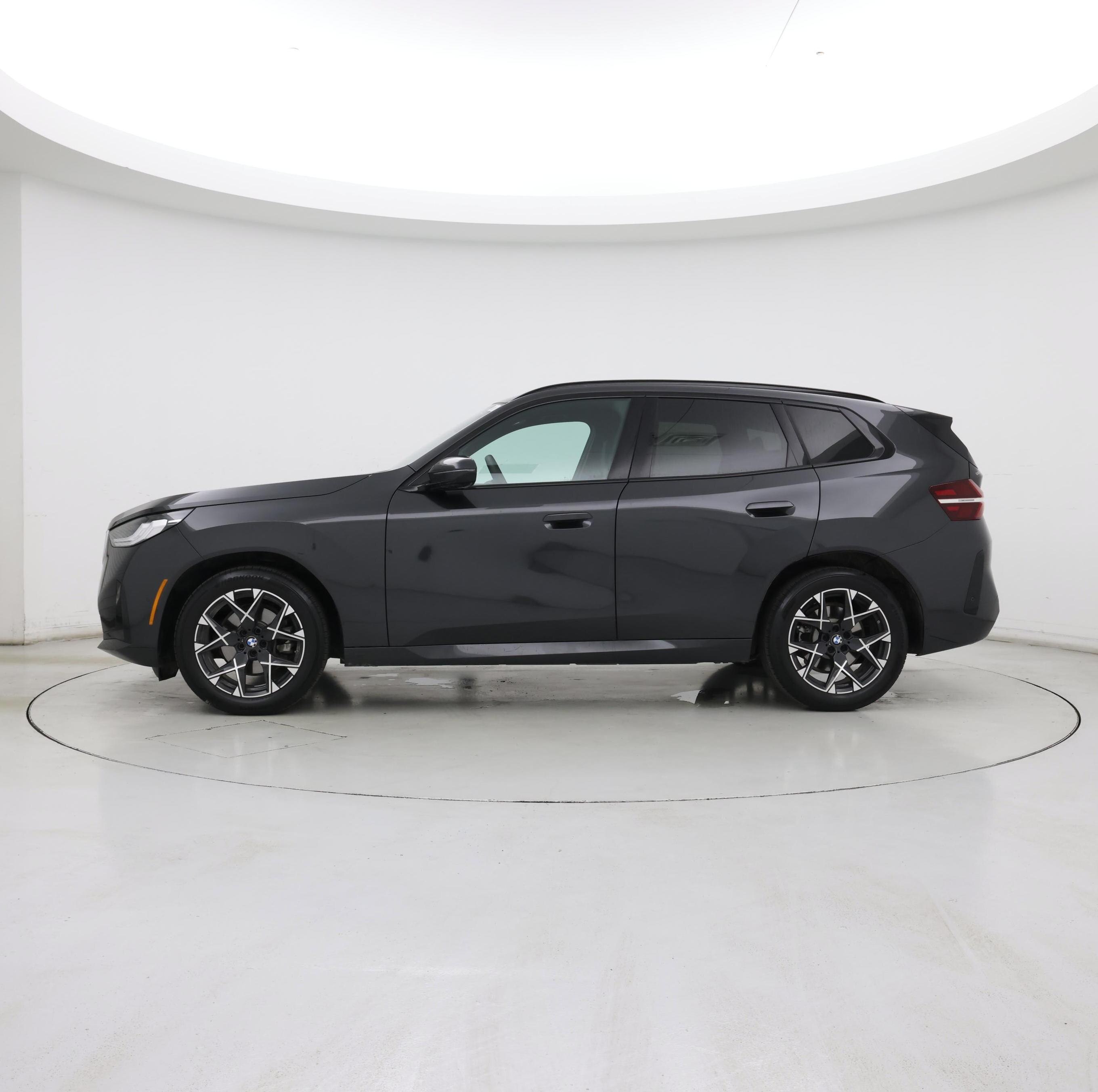 Thumbnail: 2026 BMW X3 - 3